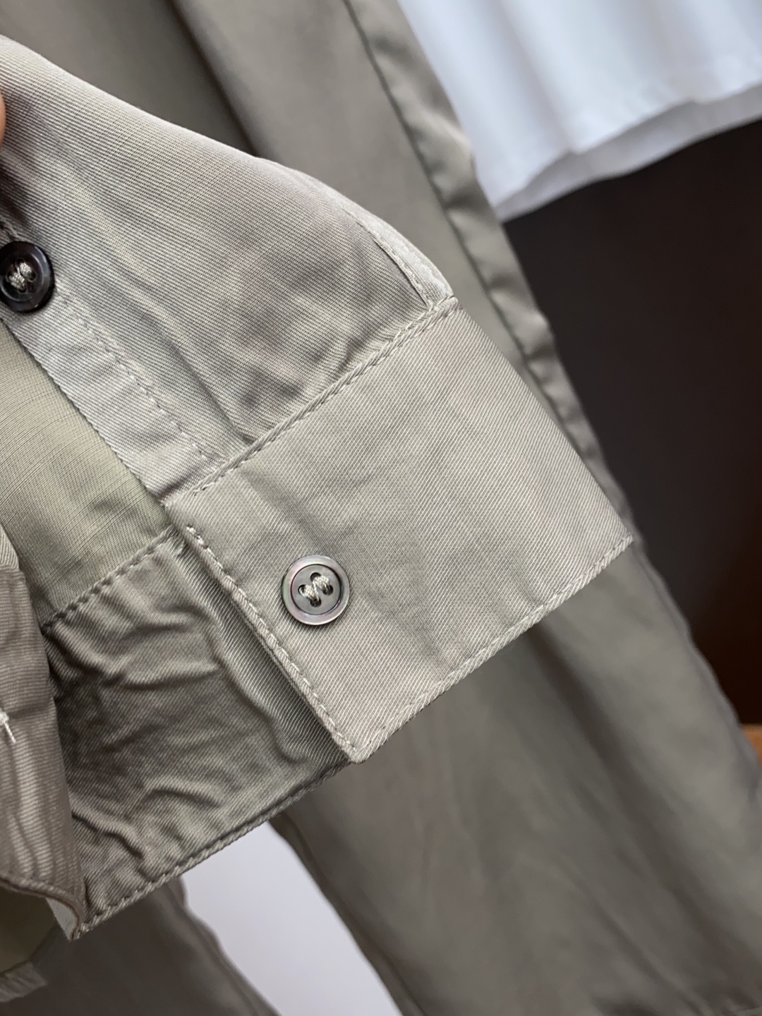 “High-End Men’s Jacket and Pants Suit: Online Co-op Pre-Sale 2025s with Tailor-Made Fabric and Impeccable Detail” - 图片 4
