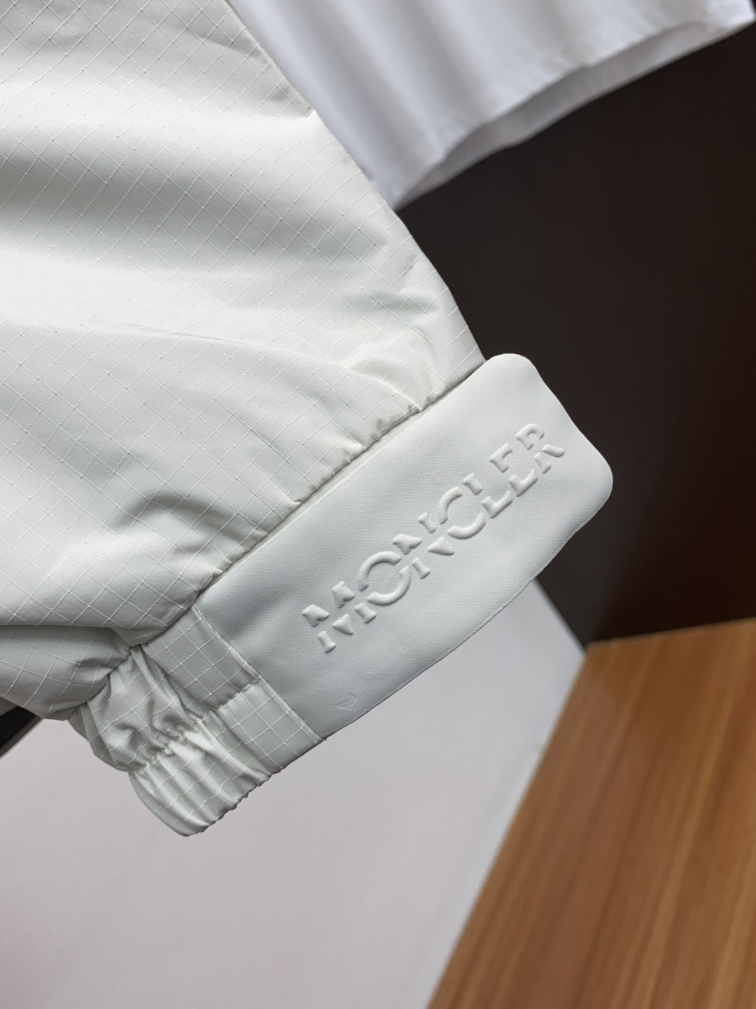  蒙口 官网同款，提前发售 2025ss秋冬 新款男士夹克外套，原单高端版本 专柜定制面料 透气舒适度高