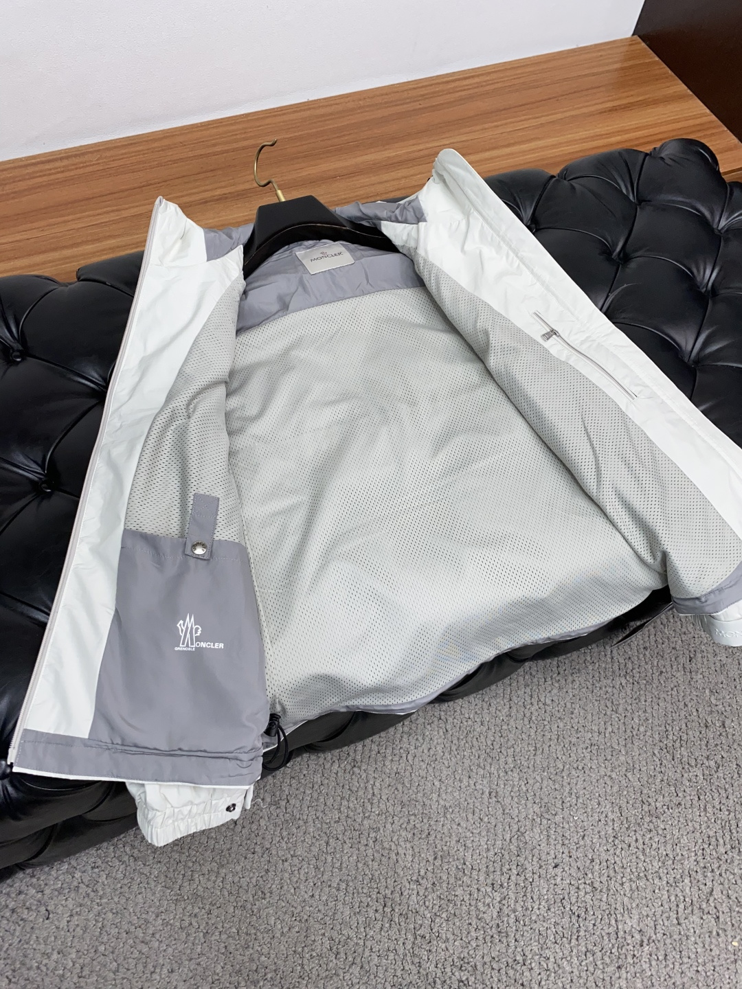  蒙口 官网同款，提前发售 2025ss秋冬 新款男士夹克外套，原单高端版本 专柜定制面料 透气舒适度高