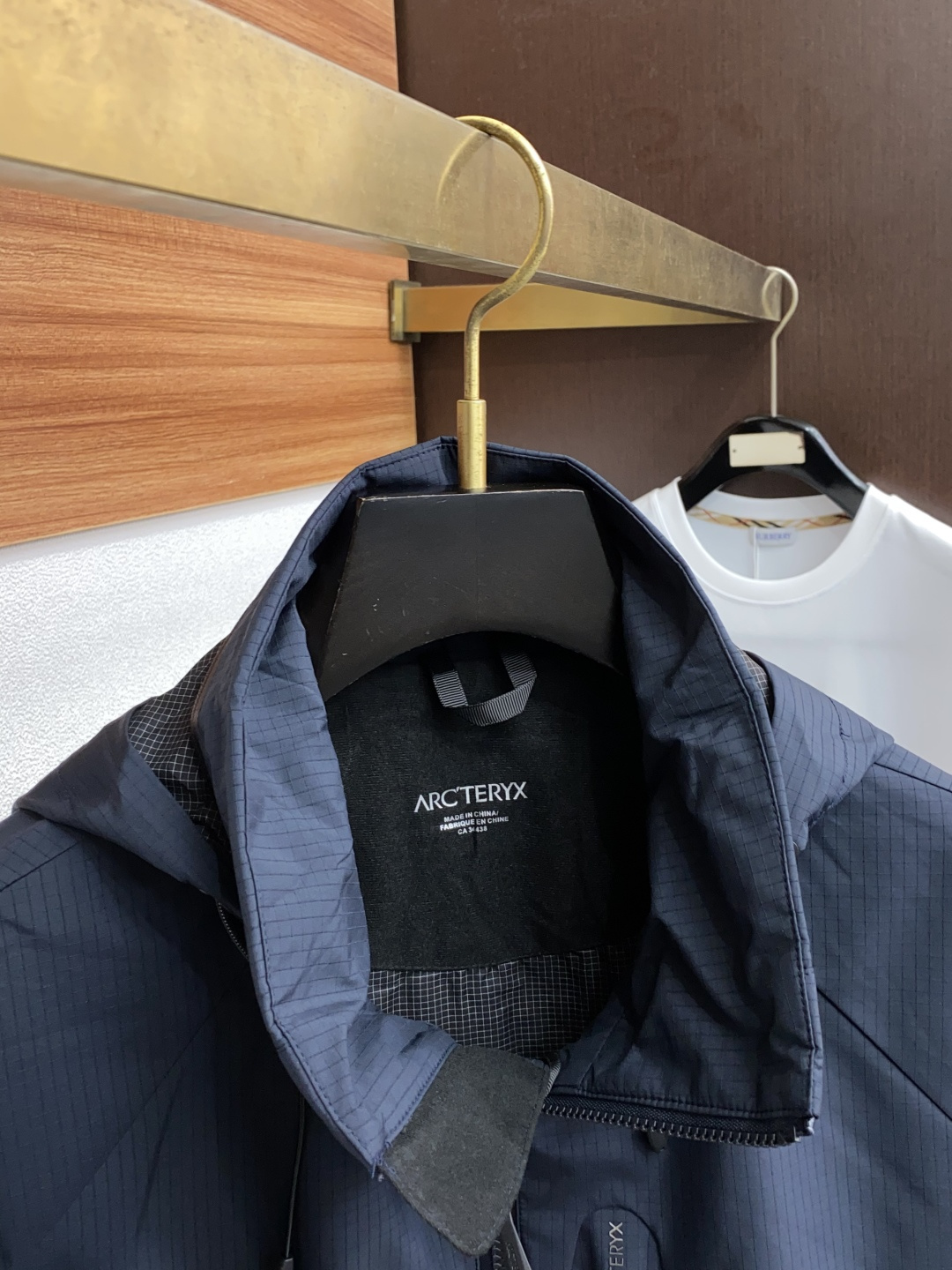  始祖鸟 官网同款，提前发售 2025ss秋冬 新款男士夹克外套，原单高端版本 专柜定制面料 透气舒适度