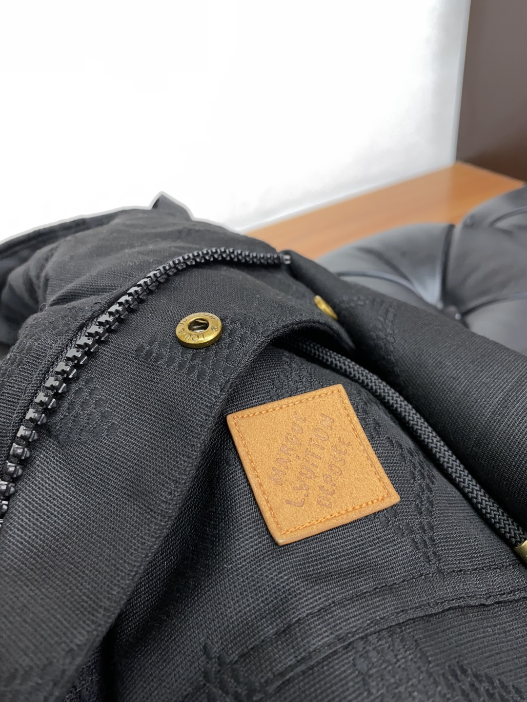  1v 路易威登 官网同款，提前发售 2025ss秋冬 新款男士夹克外套，原单高端版本 专柜定制面料 透