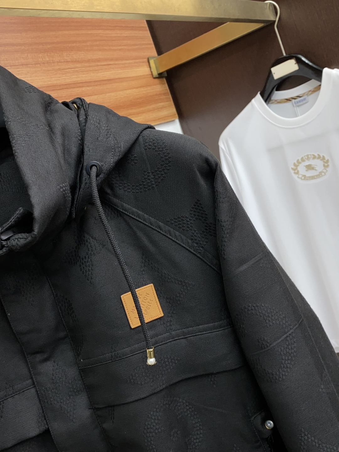  1v 路易威登 官网同款，提前发售 2025ss秋冬 新款男士夹克外套，原单高端版本 专柜定制面料 透