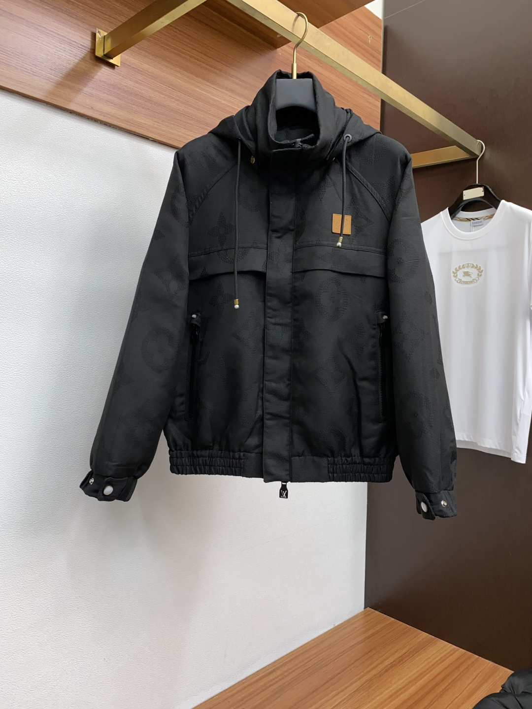  1v 路易威登 官网同款，提前发售 2025ss秋冬 新款男士夹克外套，原单高端版本 专柜定制面料 透