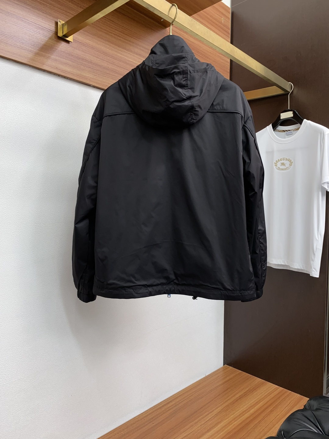  普拉达 官网同款提前发售 2025ss秋冬新款男士夹克外套，原单高端版本 专柜定制面料 透气舒适度高，