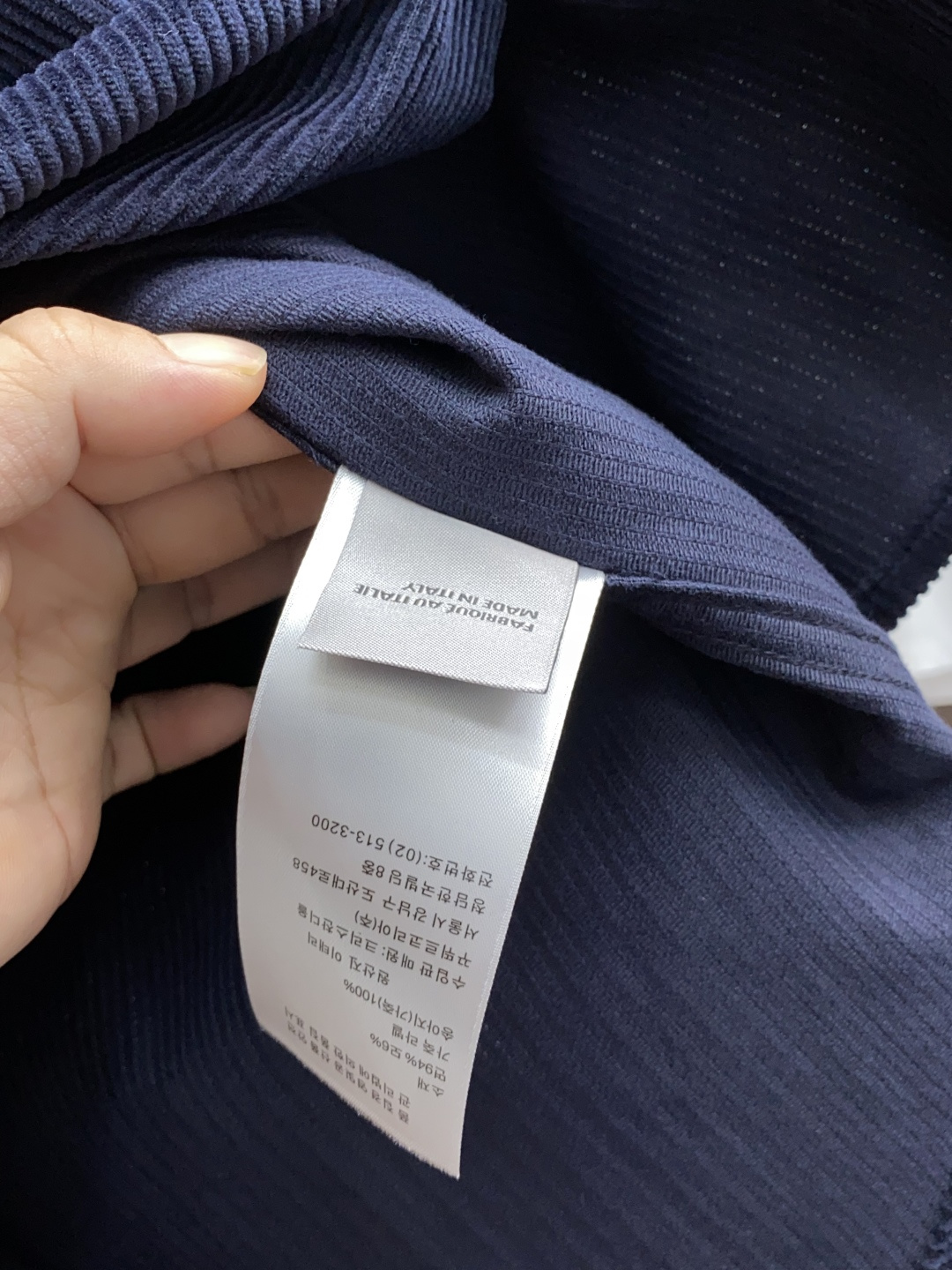 迪奥 新款翻领夹克外套，官网同步，原版订制条绒纤维面料，时尚潮流感十足，简约不简单的设计，原厂五金辅料，