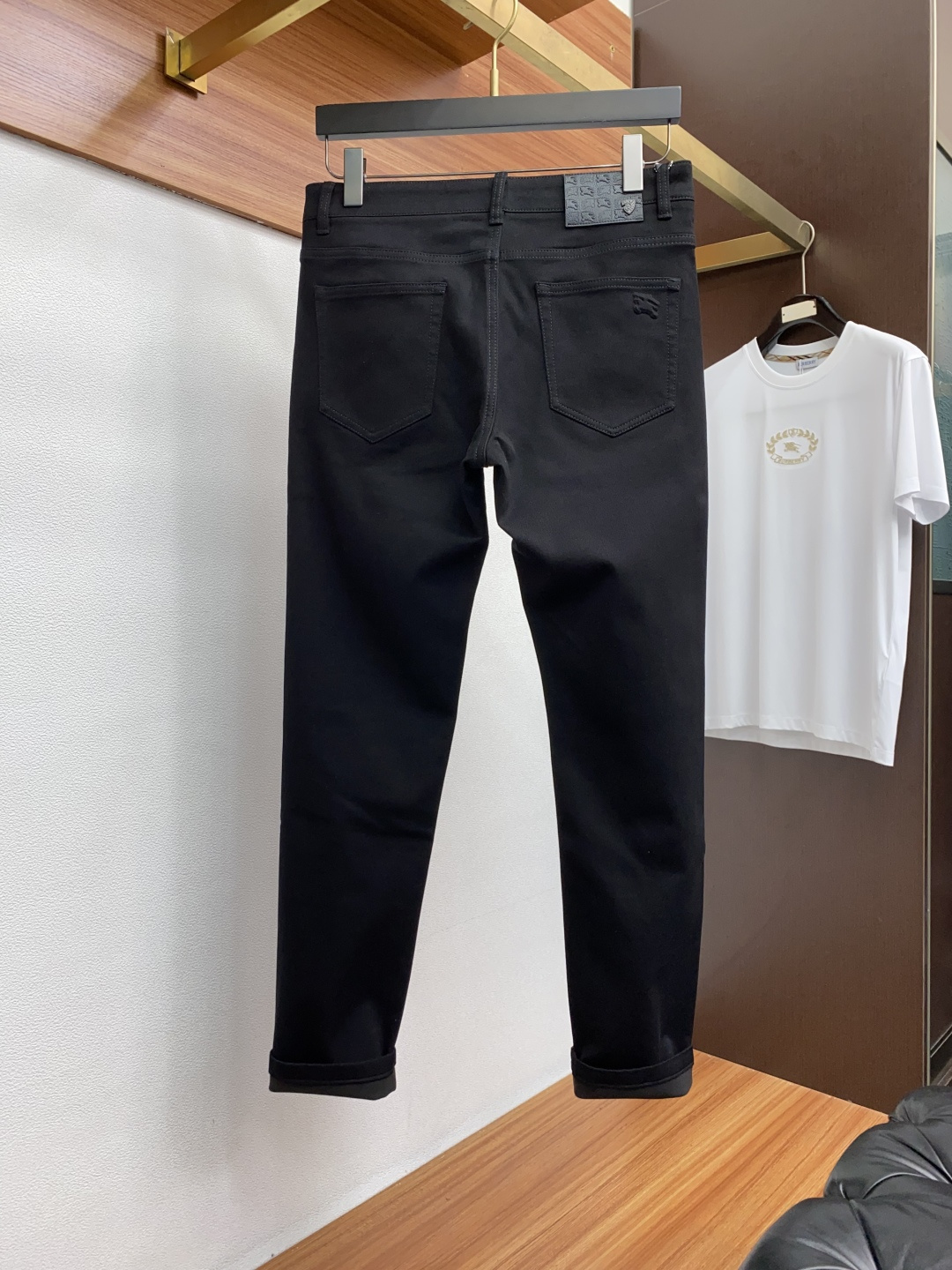  巴宝莉 25ss秋冬新款 男士小直筒原单 牛仔裤 秋冬新款超柔软，弹力面料，复杂的手工艺叠加，任何一个