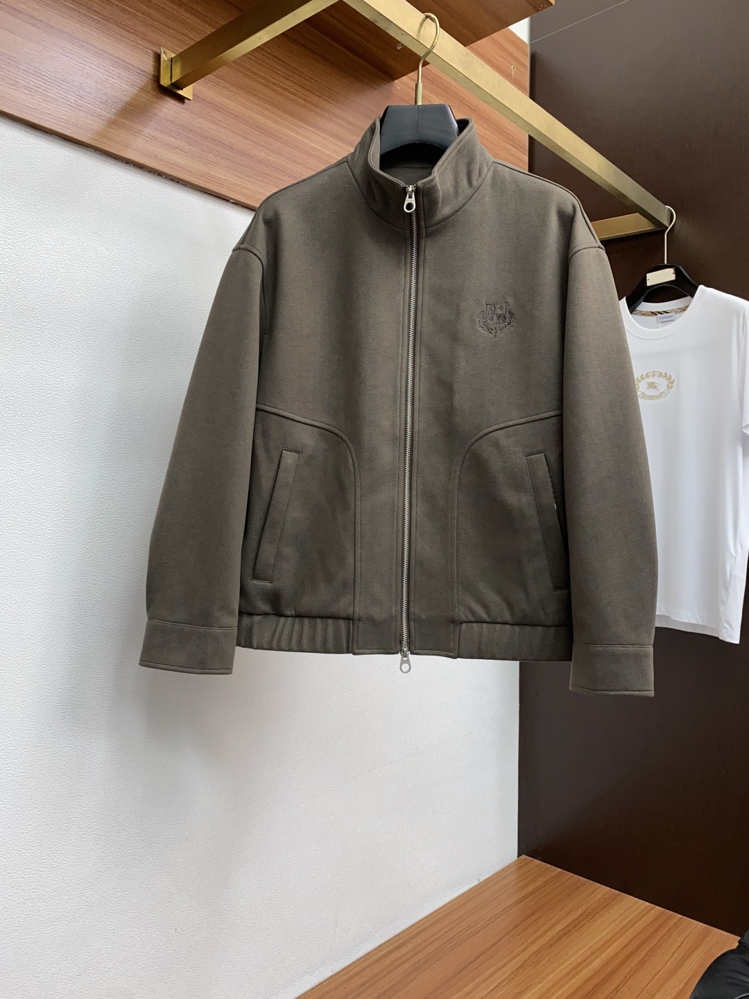 lP🆕 诺悠翩雅 2025年秋冬新款 官网 高端原厂代工出品，官方经典王牌单品！最新羊毛夹克外套 多明星