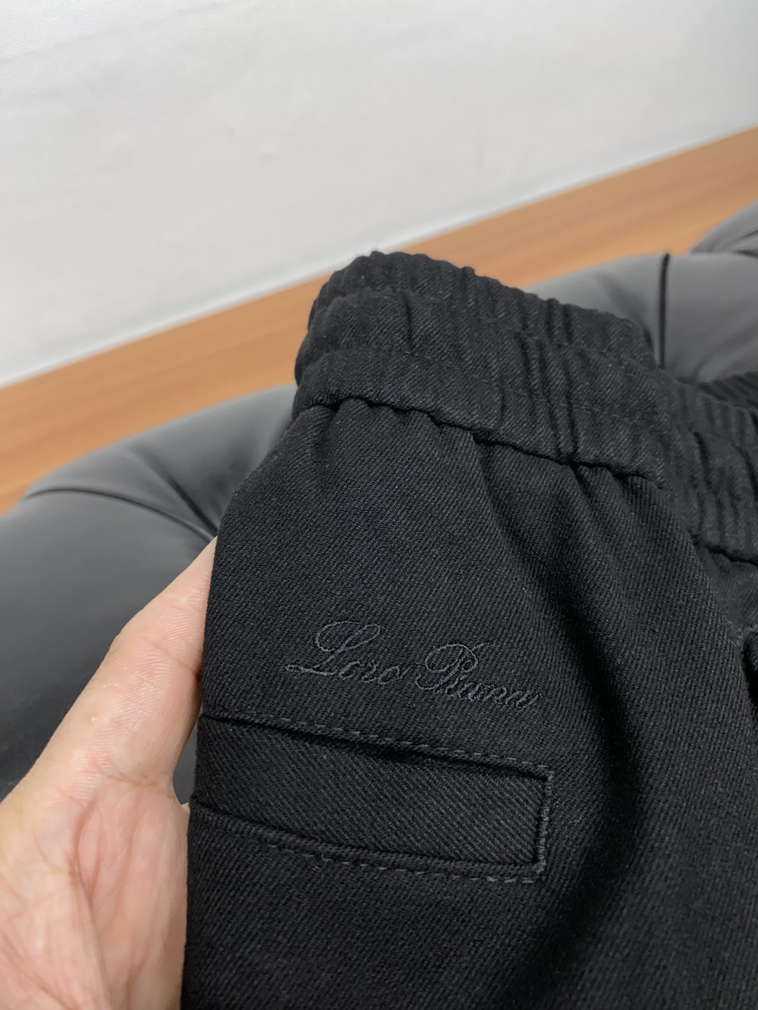 lP🆕 诺悠翩雅 2025SS早秋冬新品 原单羊毛面料男士运动休闲裤 每季必出的类型，无需质疑的热卖王牌