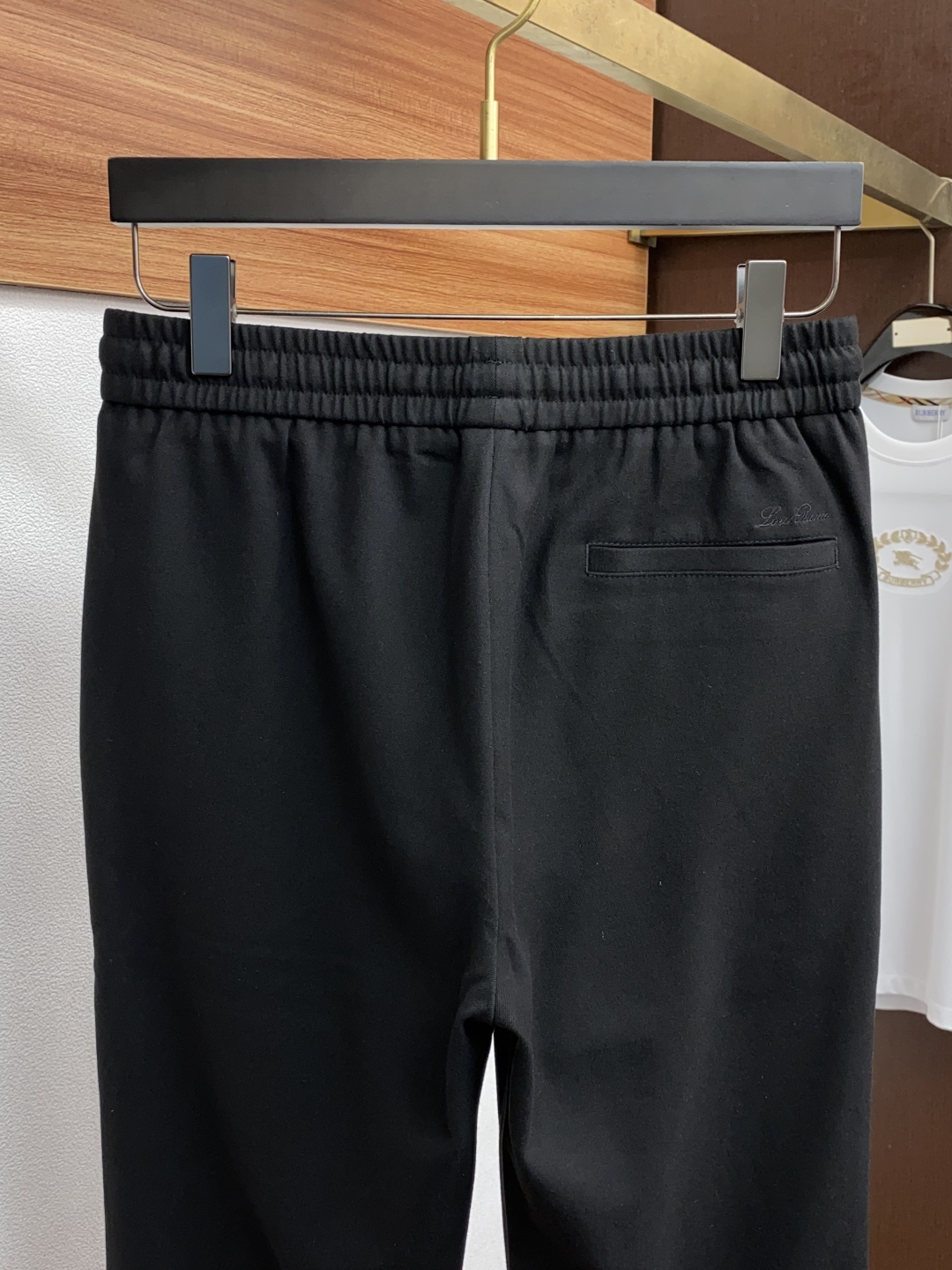 lP🆕 诺悠翩雅 2025SS早秋冬新品 原单羊毛面料男士运动休闲裤 每季必出的类型，无需质疑的热卖王牌