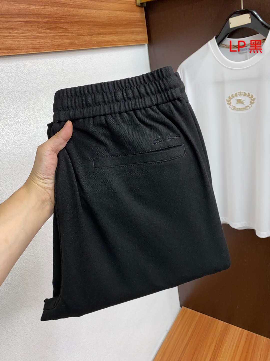 lP🆕 诺悠翩雅 2025SS早秋冬新品 原单羊毛面料男士运动休闲裤 每季必出的类型，无需质疑的热卖王牌