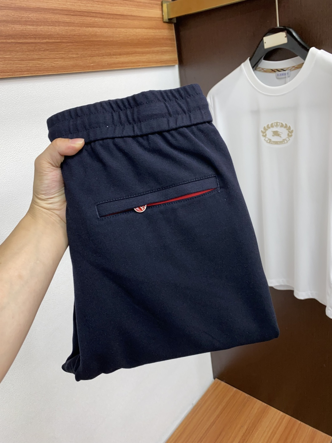 kiton 2025SS早秋冬新品 原单羊毛面料男士运动休闲裤 每季必出的类型，无需质疑的热卖王牌单品，