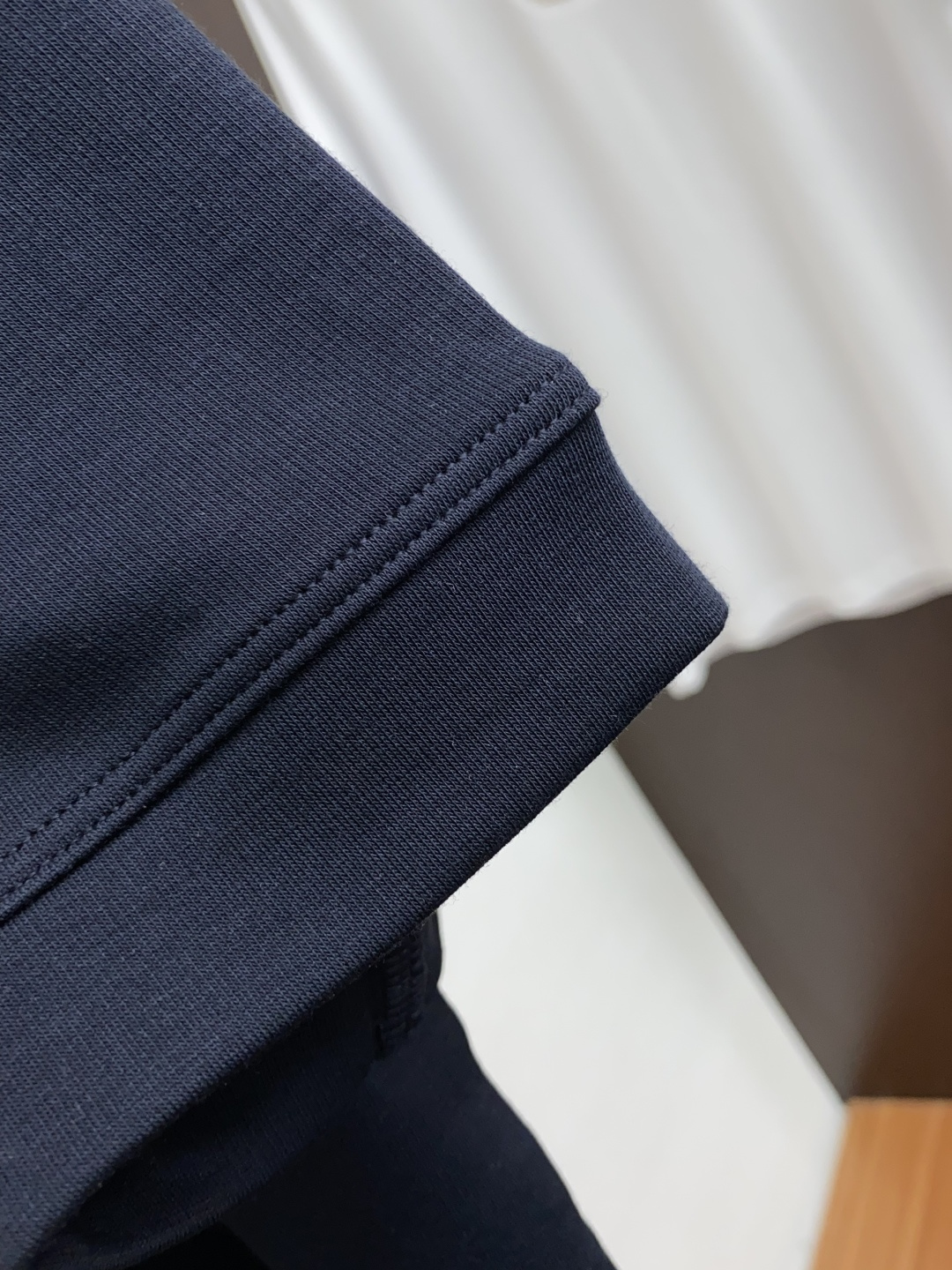  lP🆕 诺悠翩雅 2025秋冬专柜新款 时尚休闲打底衫短袖 定制高织高密纯棉 暖序织柔 进口定制针织面