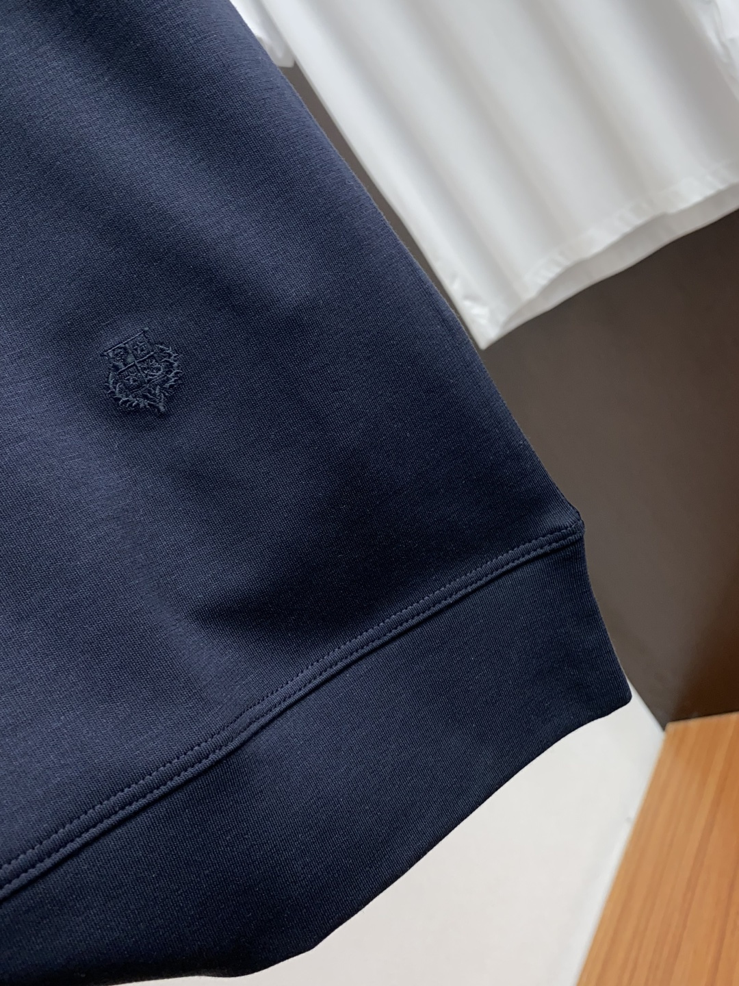  lP🆕 诺悠翩雅 2025秋冬专柜新款 时尚休闲打底衫短袖 定制高织高密纯棉 暖序织柔 进口定制针织面