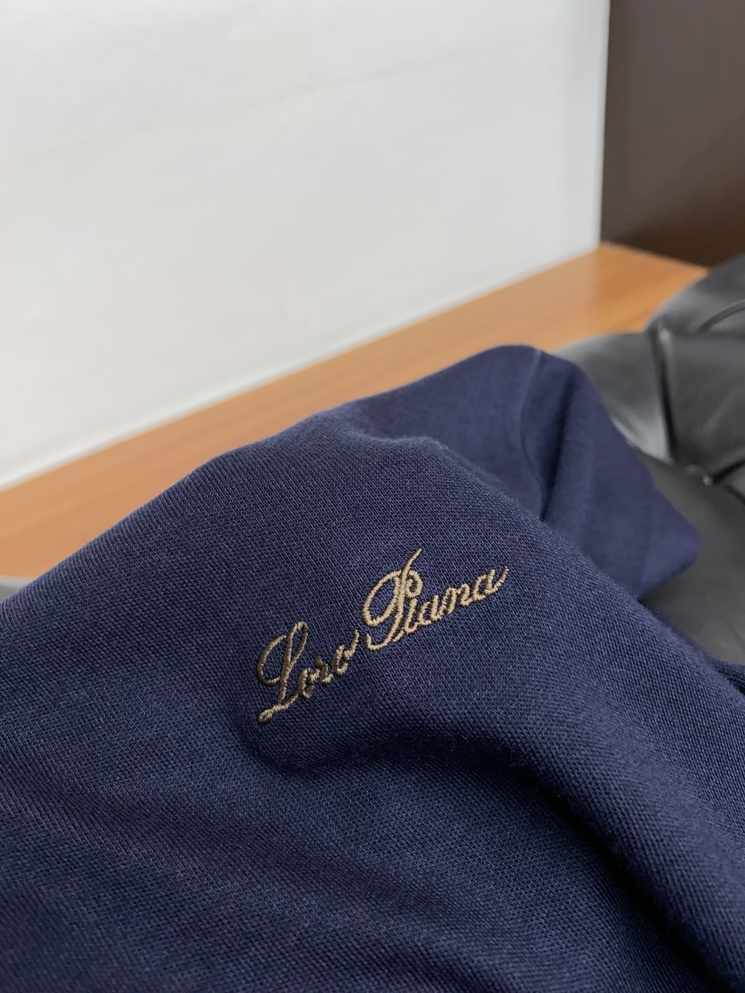 L P诺悠翩雅 2025秋冬专柜新款 时尚休闲打底衫长袖 定制高织高密羊毛面料 暖序织柔 进口定制针织面