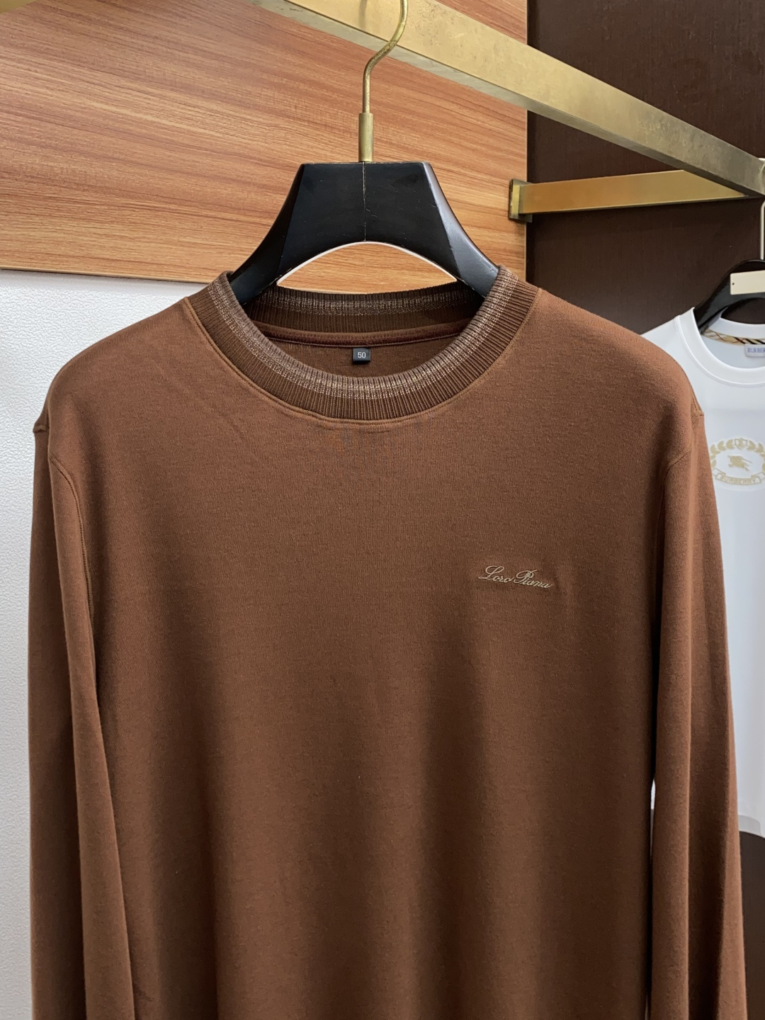 L P诺悠翩雅 2025秋冬专柜新款 时尚休闲打底衫长袖 定制高织高密羊毛面料 暖序织柔 进口定制针织面