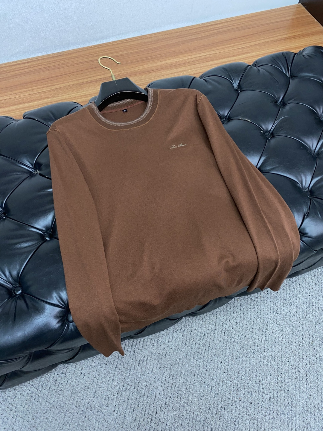 L P诺悠翩雅 2025秋冬专柜新款 时尚休闲打底衫长袖 定制高织高密羊毛面料 暖序织柔 进口定制针织面