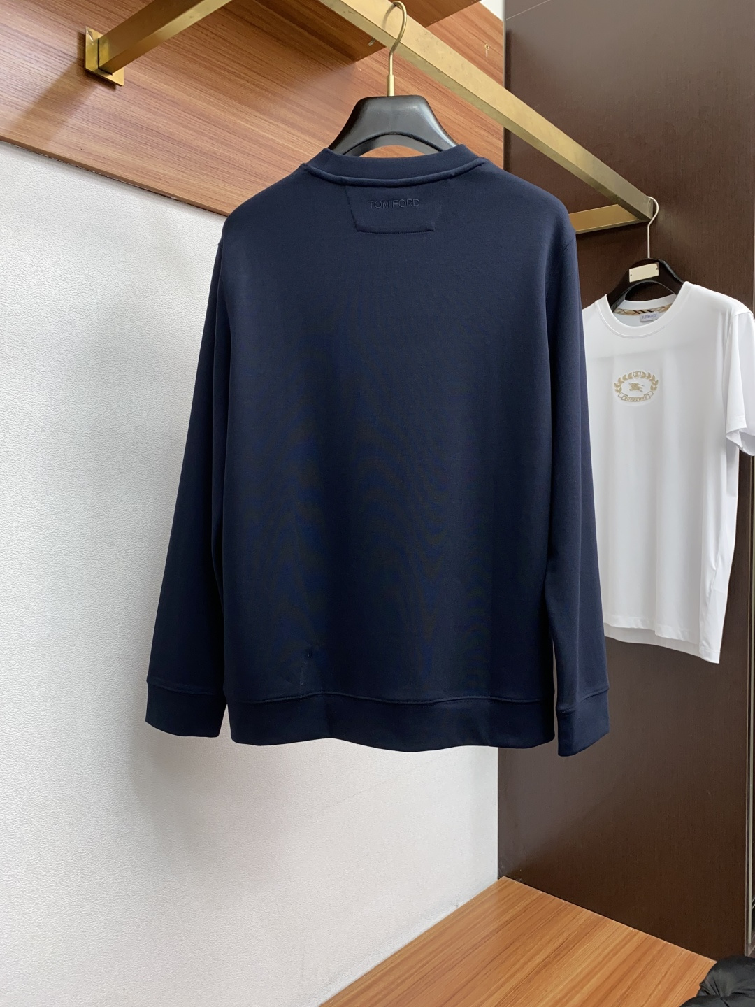  TF 2025秋冬专柜新款 时尚休闲打底衫长袖卫衣 定制高织高密纯棉 暖序织柔 进口定制针织面面料，精