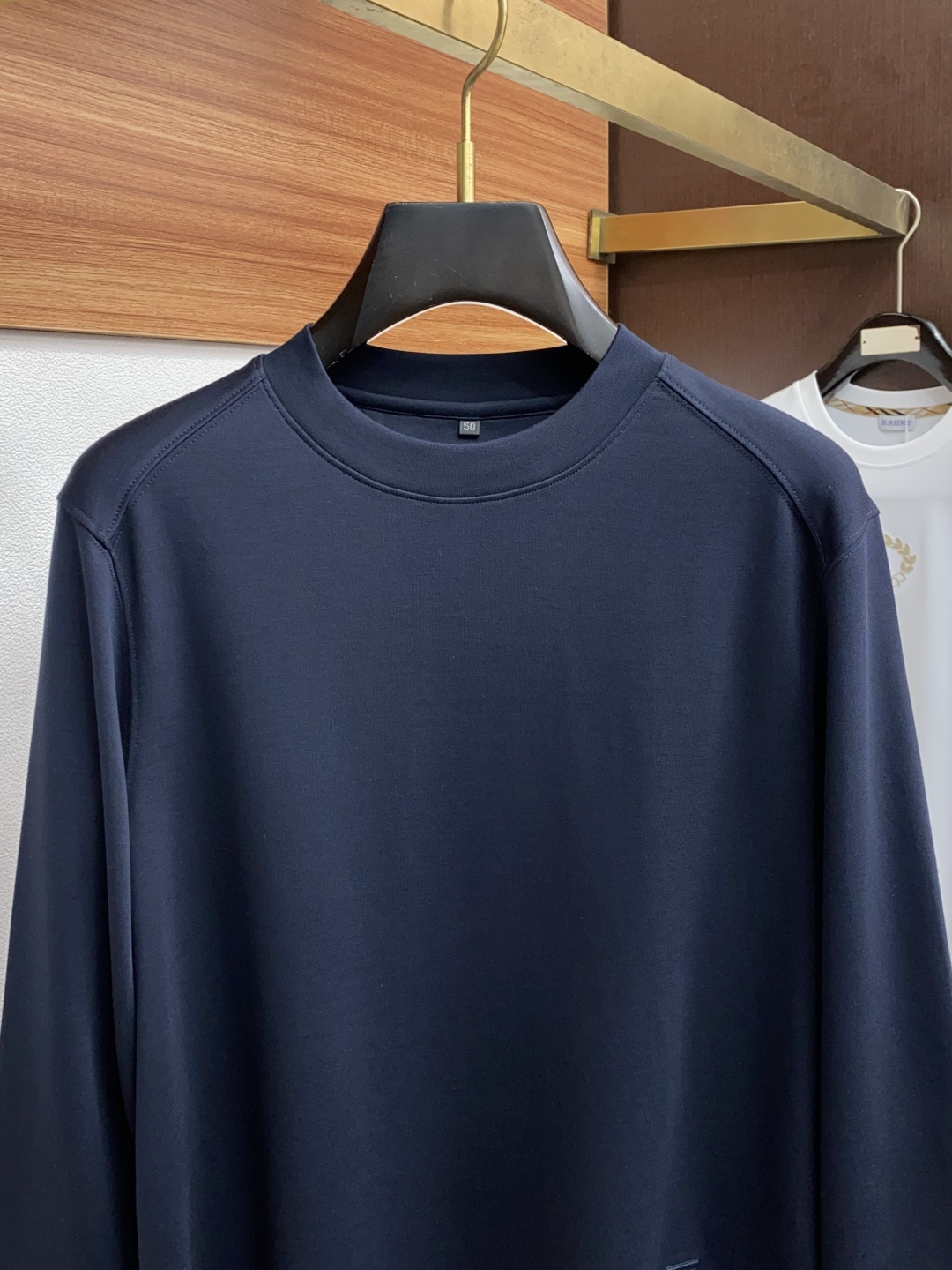  TF 2025秋冬专柜新款 时尚休闲打底衫长袖卫衣 定制高织高密纯棉 暖序织柔 进口定制针织面面料，精