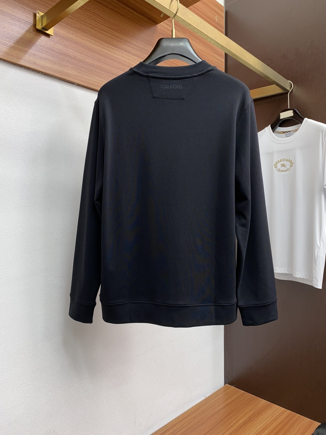  TF 2025秋冬专柜新款 时尚休闲打底衫长袖卫衣 定制高织高密纯棉 暖序织柔 进口定制针织面面料，精