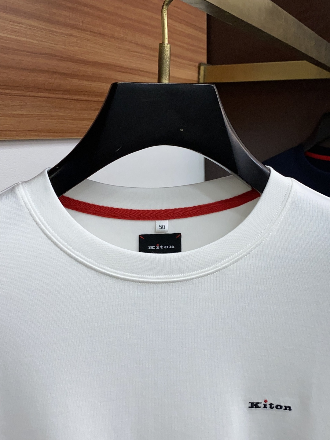  kiton 2025秋冬专柜新款 时尚休闲打底衫长袖 定制高织高密纯棉 暖序织柔 进口定制针织面面料，