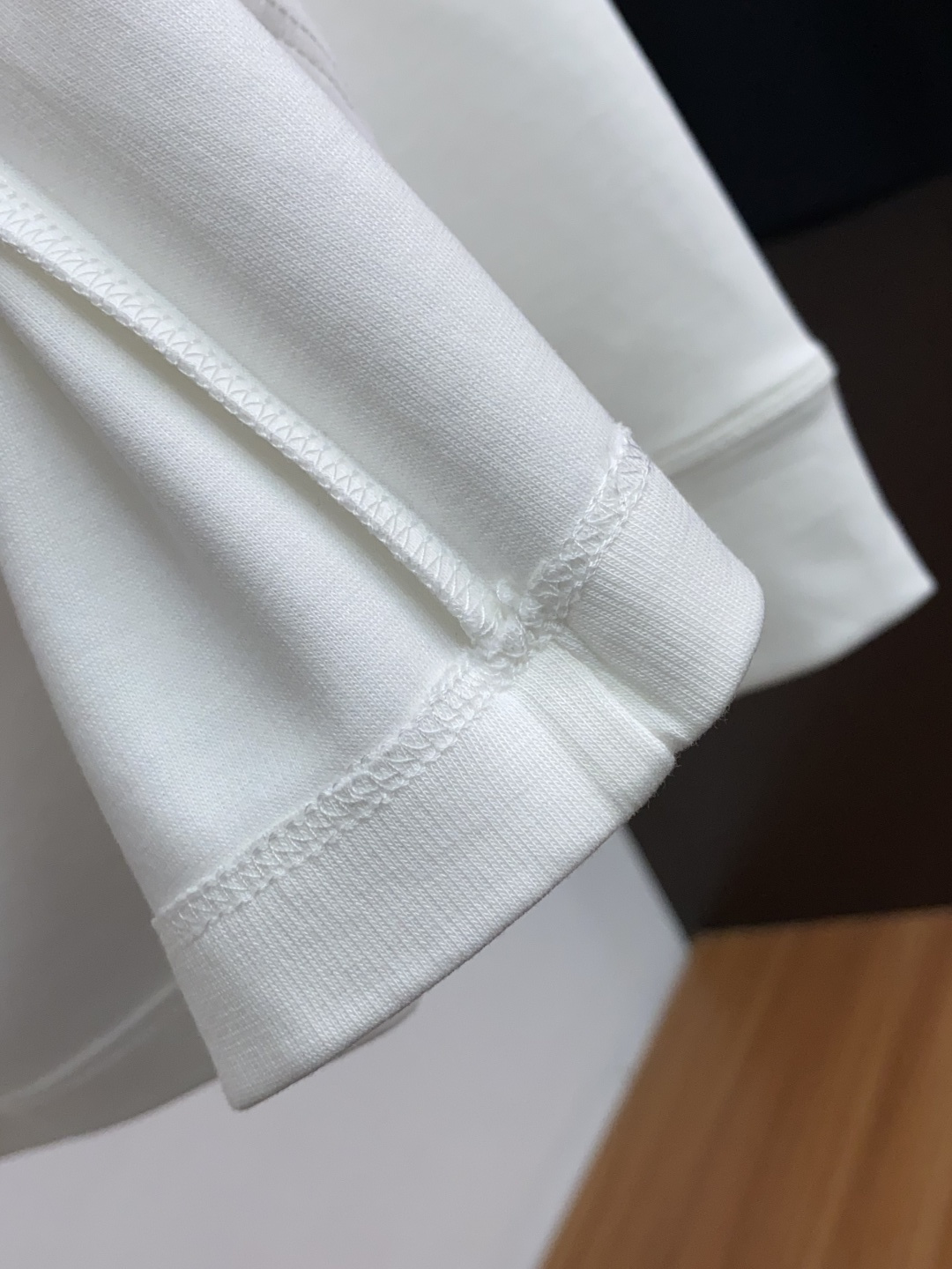  kiton 2025秋冬专柜新款 时尚休闲打底衫长袖 定制高织高密纯棉 暖序织柔 进口定制针织面面料，