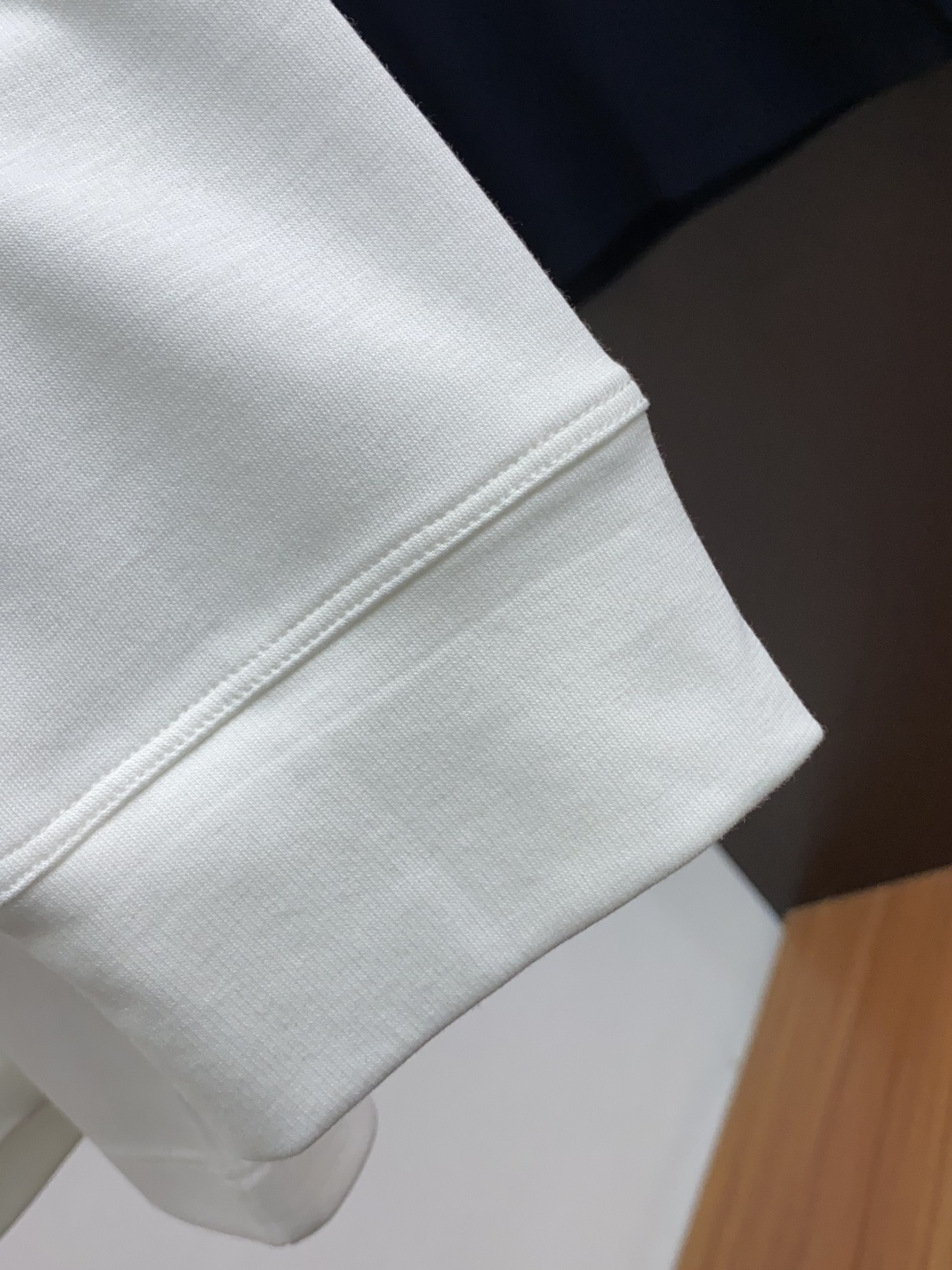  kiton 2025秋冬专柜新款 时尚休闲打底衫长袖 定制高织高密纯棉 暖序织柔 进口定制针织面面料，