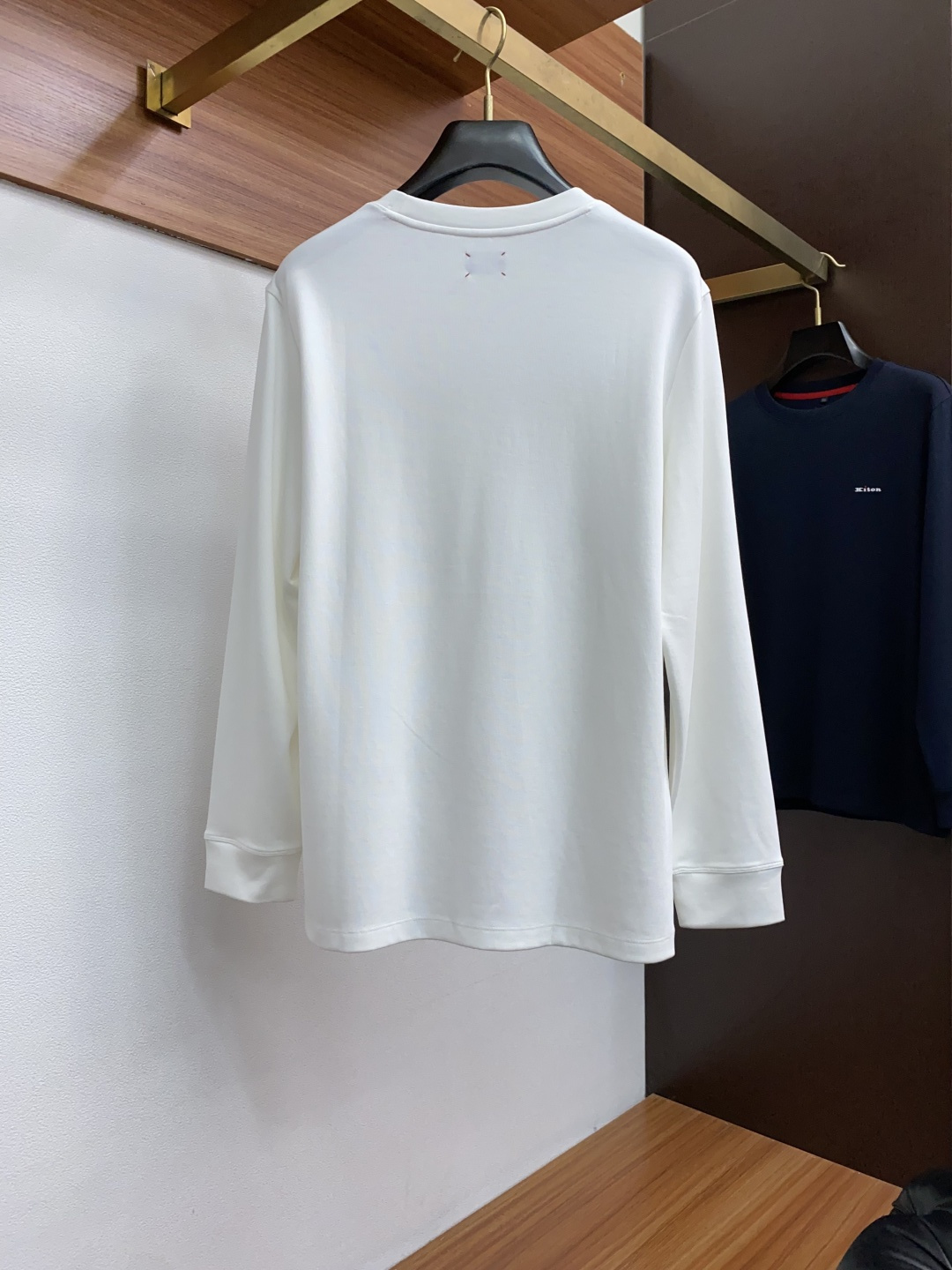  kiton 2025秋冬专柜新款 时尚休闲打底衫长袖 定制高织高密纯棉 暖序织柔 进口定制针织面面料，