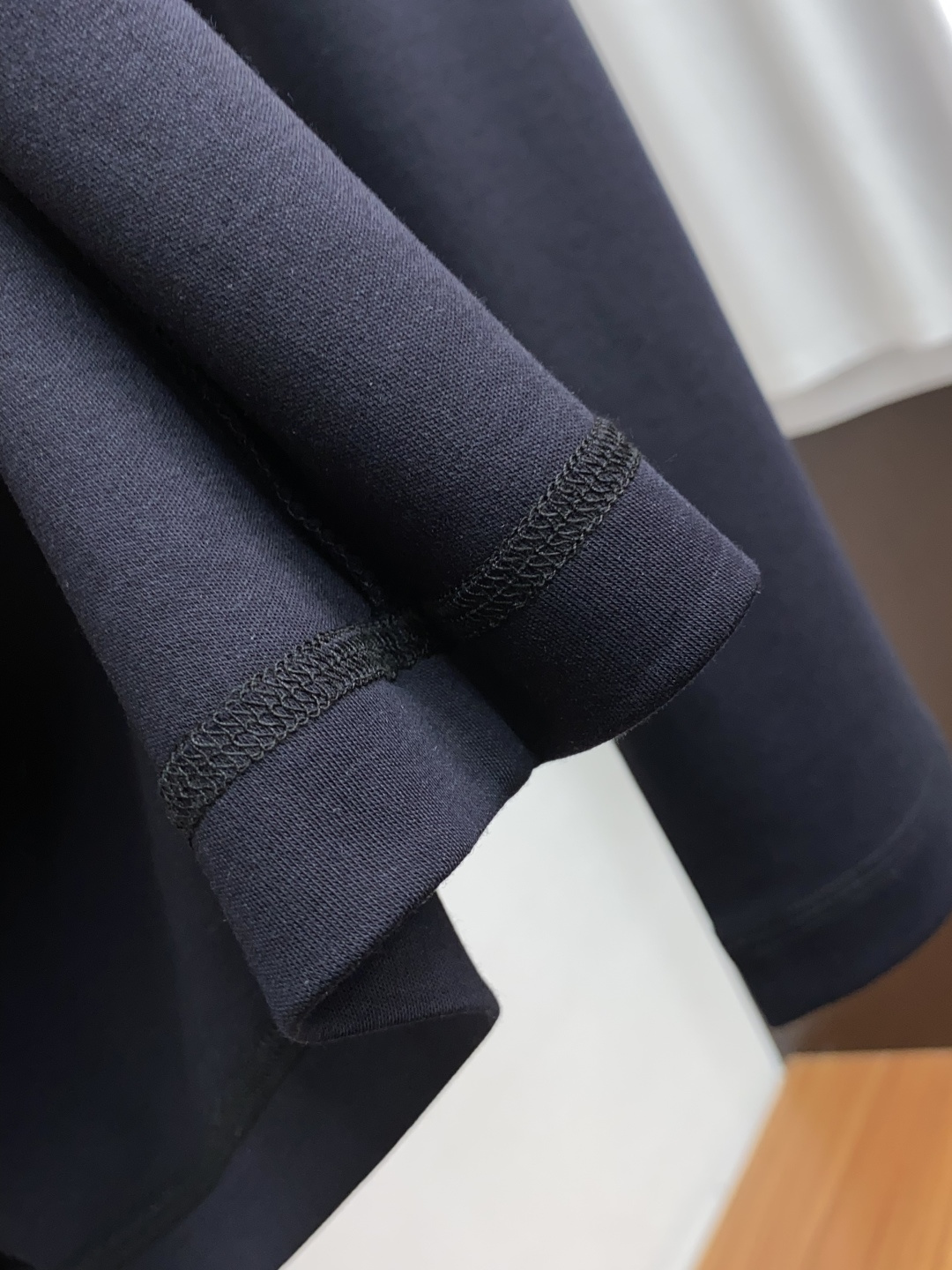 普拉达 2025秋冬专柜新款 时尚休闲打底衫长袖 定制高织高密纯棉 暖序织柔 进口定制针织面面料，精致原