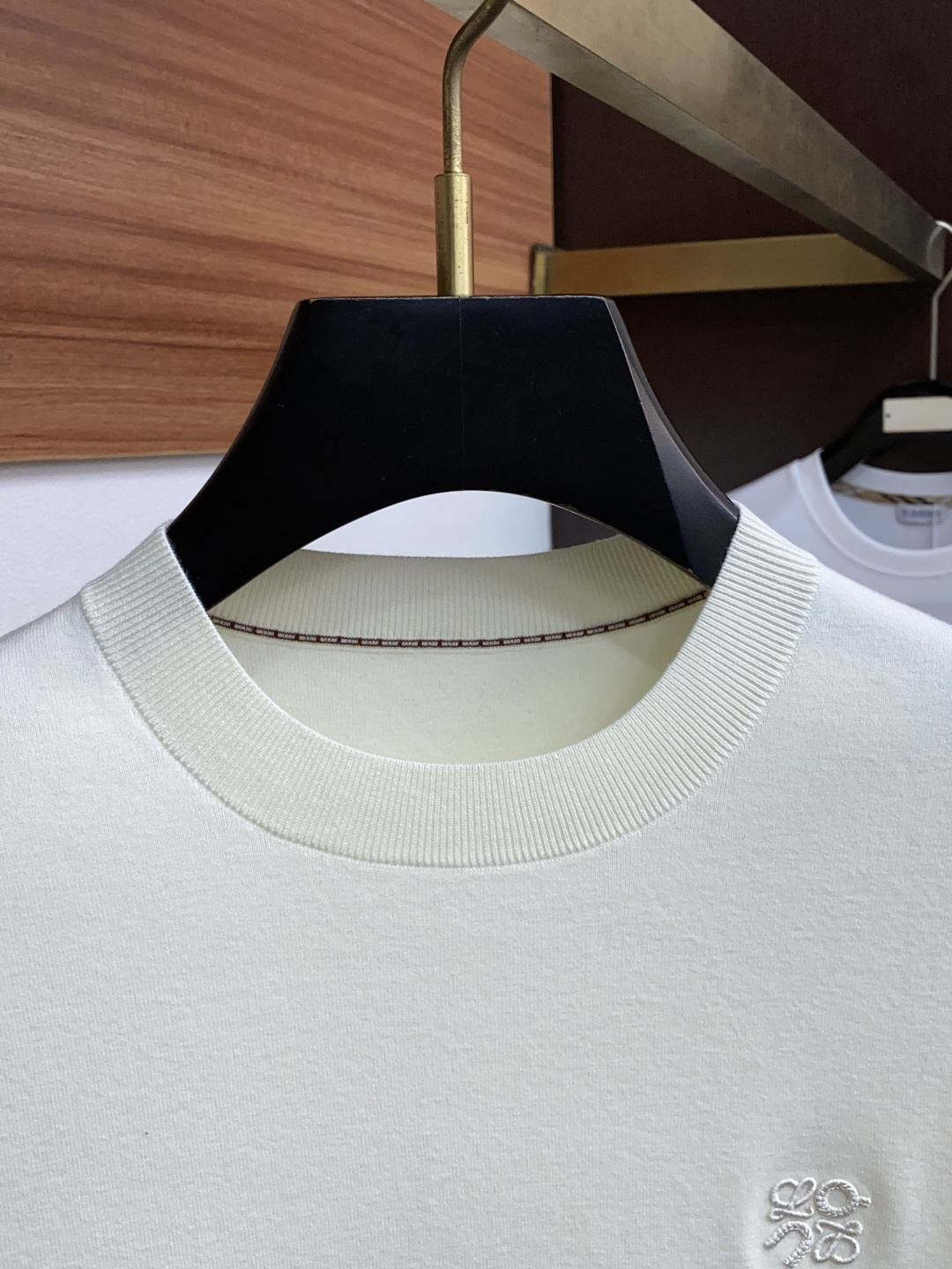  罗意威 家族男士高端简约圆领针织毛衣短袖 ，香港洋行渠道货，纯正血统品质，25年秋冬 新款，经典王牌系