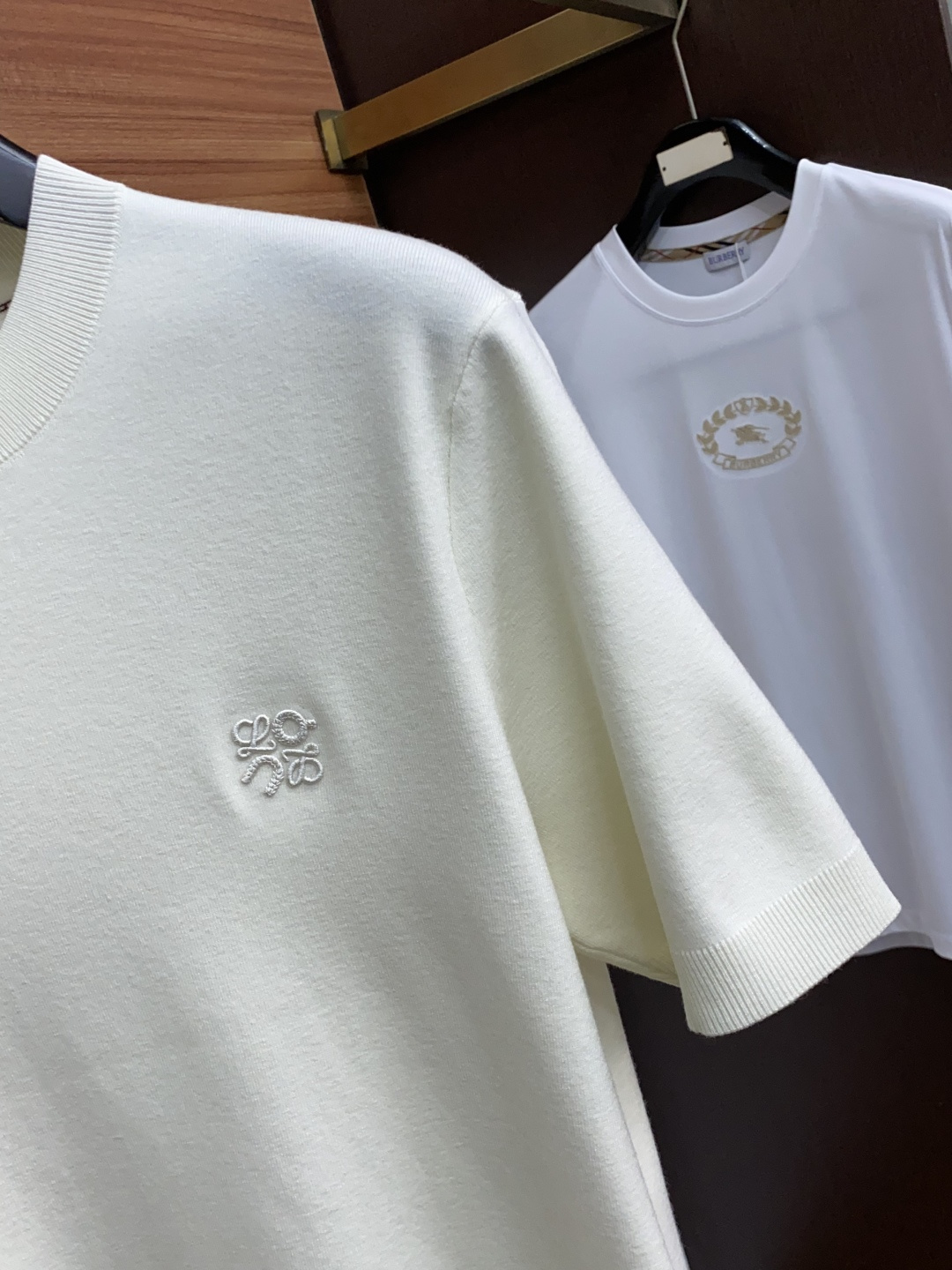  罗意威 家族男士高端简约圆领针织毛衣短袖 ，香港洋行渠道货，纯正血统品质，25年秋冬 新款，经典王牌系