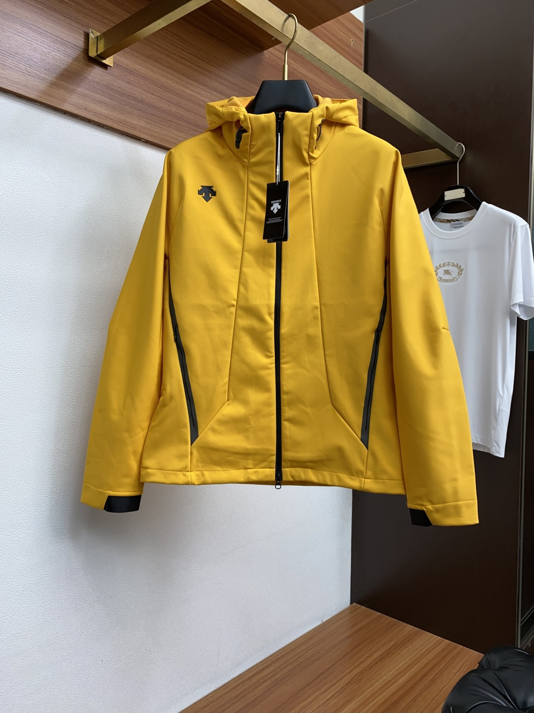 迪桑特 男士软壳外套拉绒 连帽轻量弹力透气夹克三防面料 内里加绒 码数 M-3xL