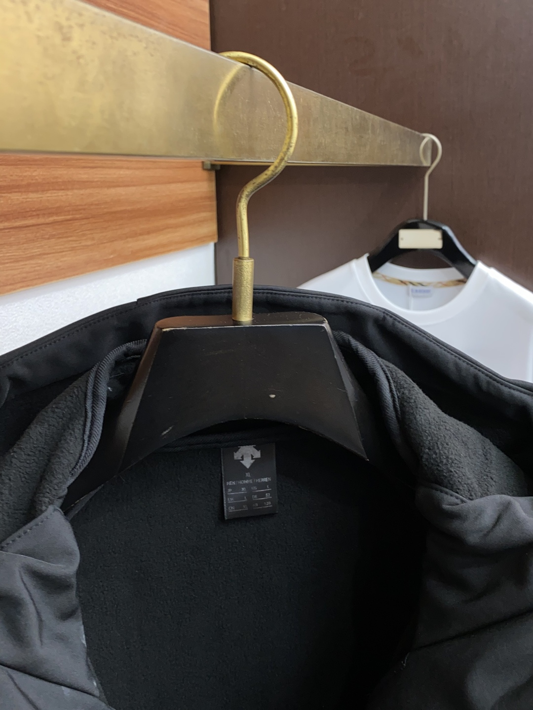 迪桑特 男士软壳外套拉绒 连帽轻量弹力透气夹克三防面料 内里加绒 码数 M-3xL