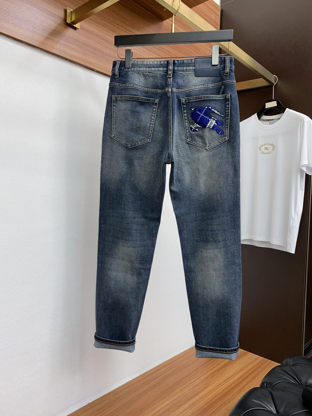  巴宝莉 25ss秋冬新款 男士小直筒原单 牛仔裤 秋冬新款超柔软，弹力面料，复杂的手工艺叠加，任何一个