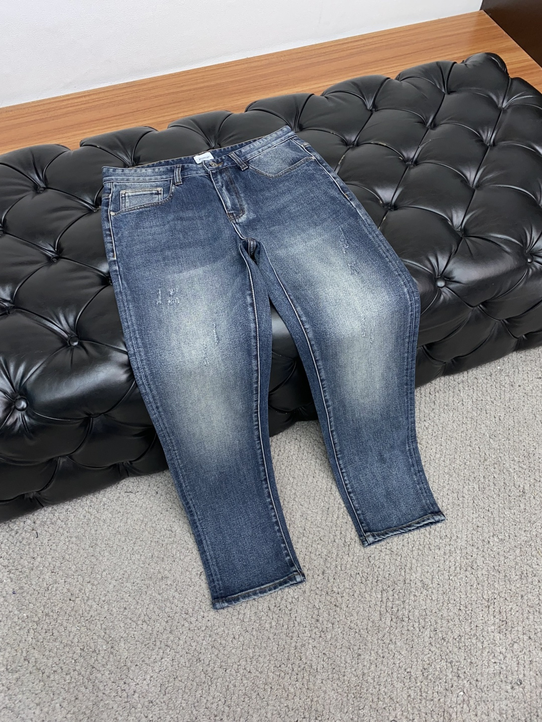  巴宝莉 25ss秋冬新款 男士小直筒原单 牛仔裤 秋冬新款超柔软，弹力面料，复杂的手工艺叠加，任何一个