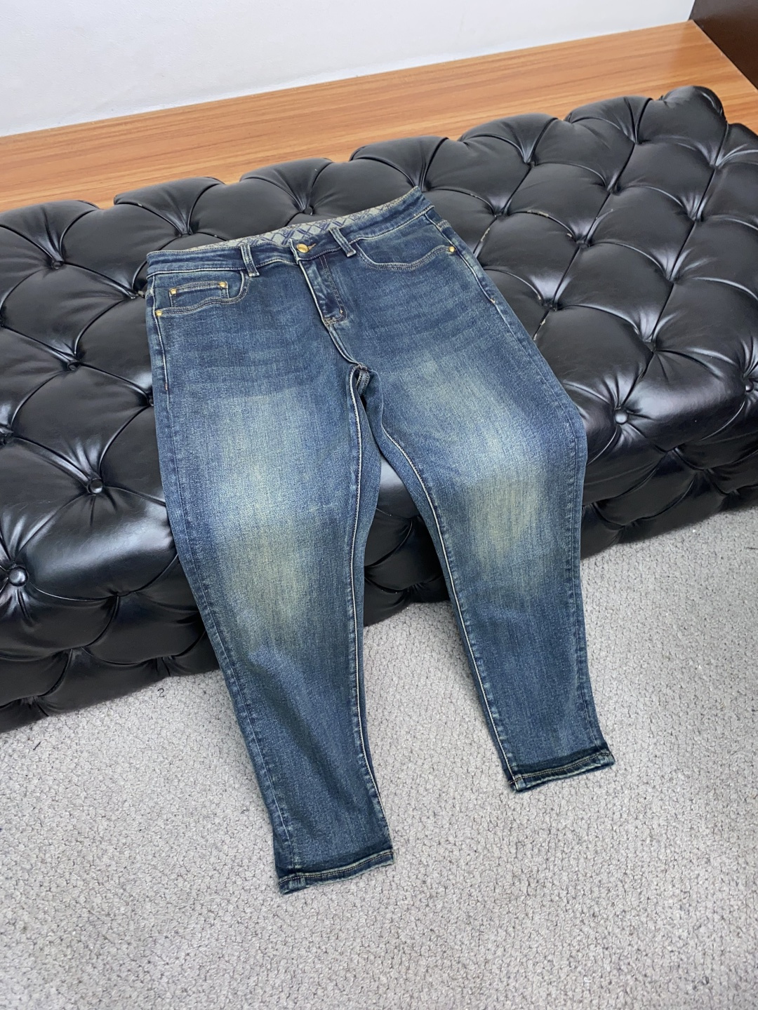 巴宝莉 25ss秋冬新款 男士小直筒原单 牛仔裤 秋冬新款超柔软，弹力面料，复杂的手工艺叠加，任何一个洗