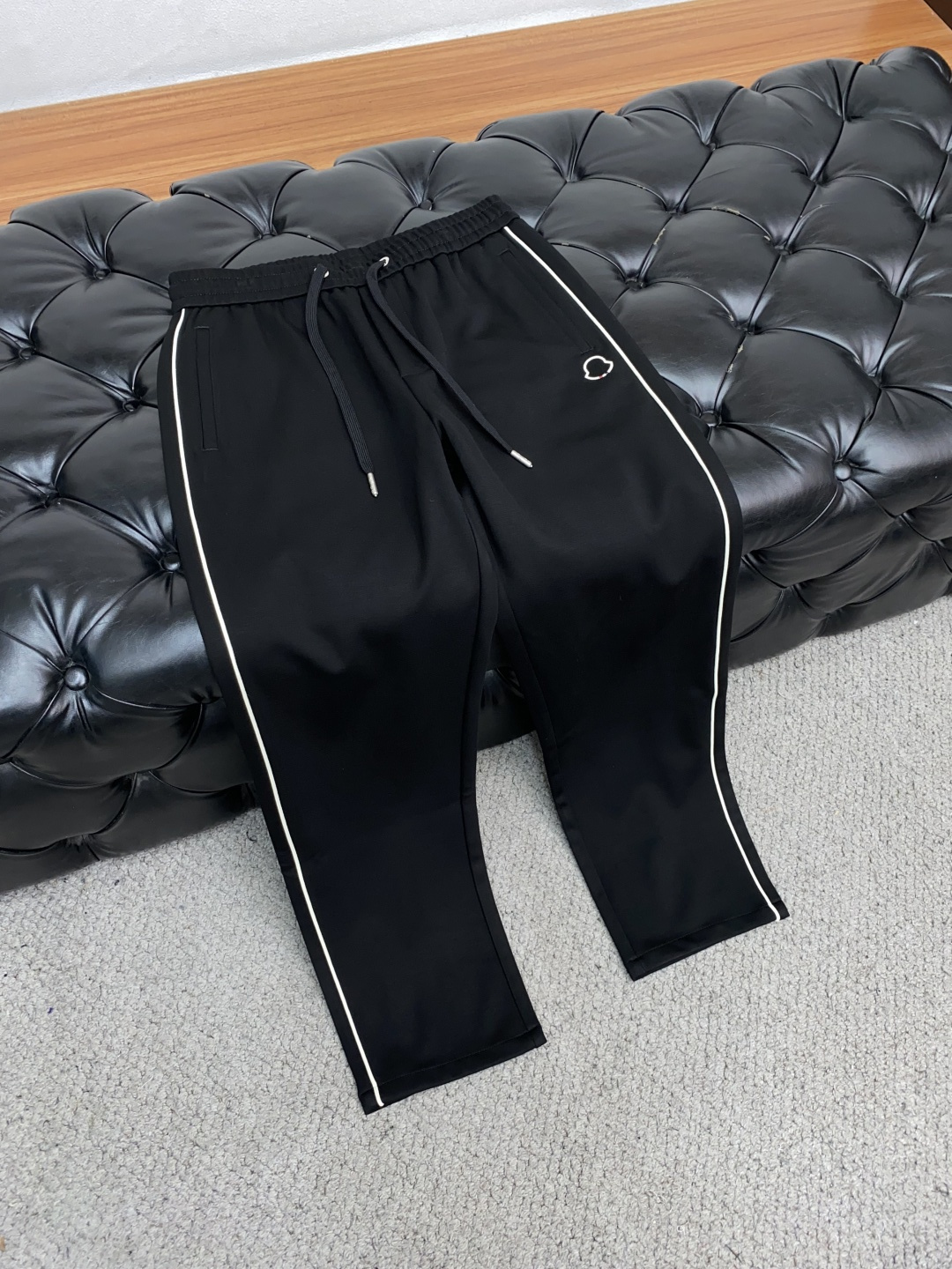  蒙口 2025SS早秋冬新品 丝光加厚纯棉面料男士运动休闲裤 每季必出的类型，无需质疑的热卖王牌单品，