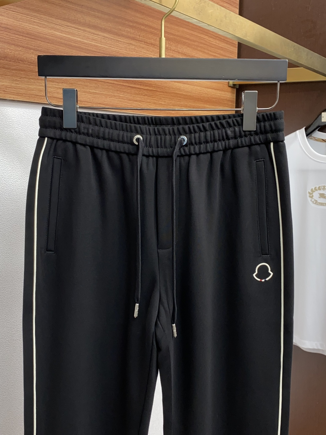  蒙口 2025SS早秋冬新品 丝光加厚纯棉面料男士运动休闲裤 每季必出的类型，无需质疑的热卖王牌单品，