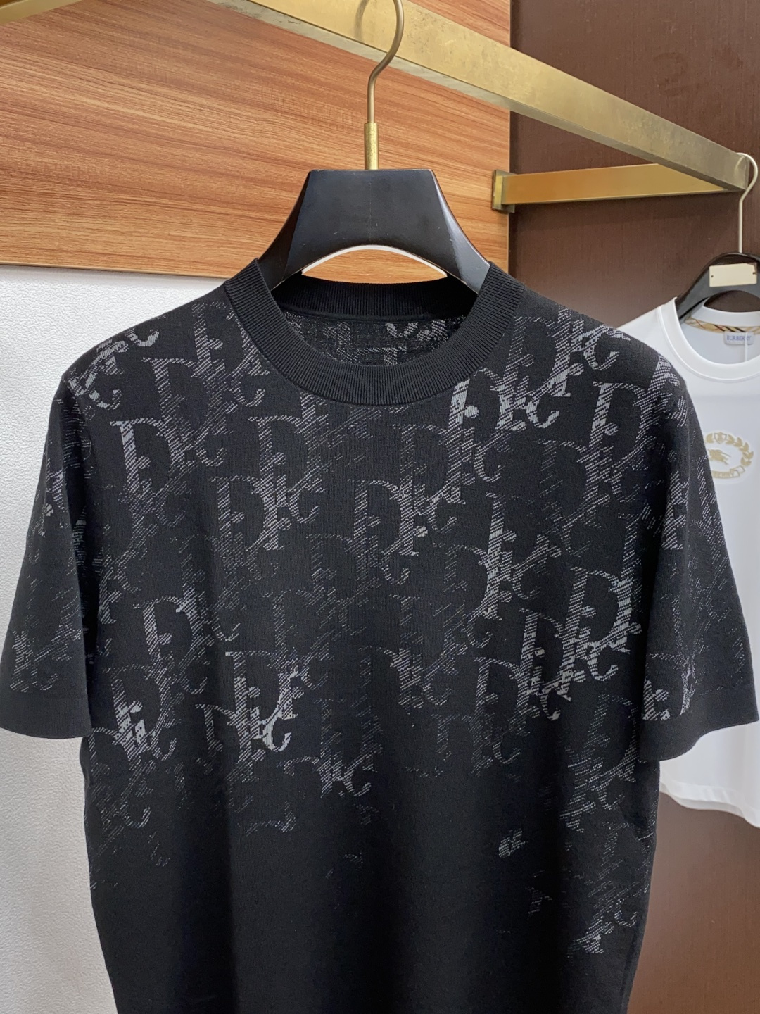  迪奥 家族男士高端简约加厚针织毛衣短袖 ，香港洋行渠道货，纯正血统品质，25年秋冬 新款，经典王牌系列