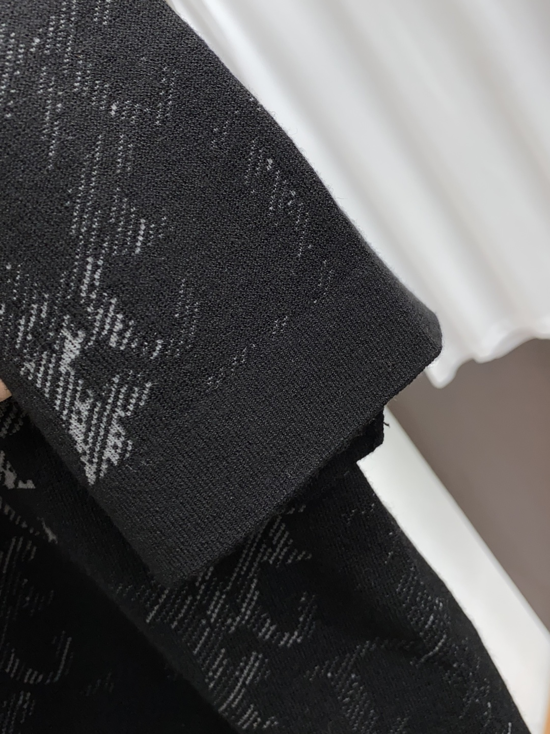  迪奥 家族男士高端简约加厚针织毛衣短袖 ，香港洋行渠道货，纯正血统品质，25年秋冬 新款，经典王牌系列