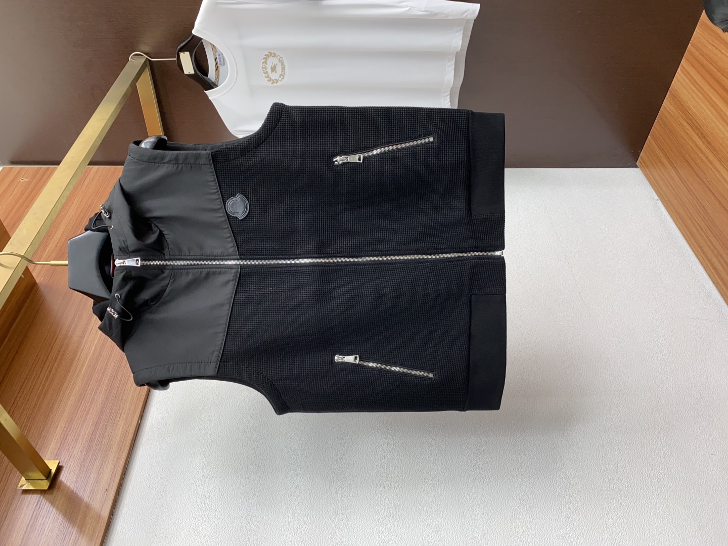 Moncler Gilet Matelassé Noir avec Capuche - Collection Automne/Hiver