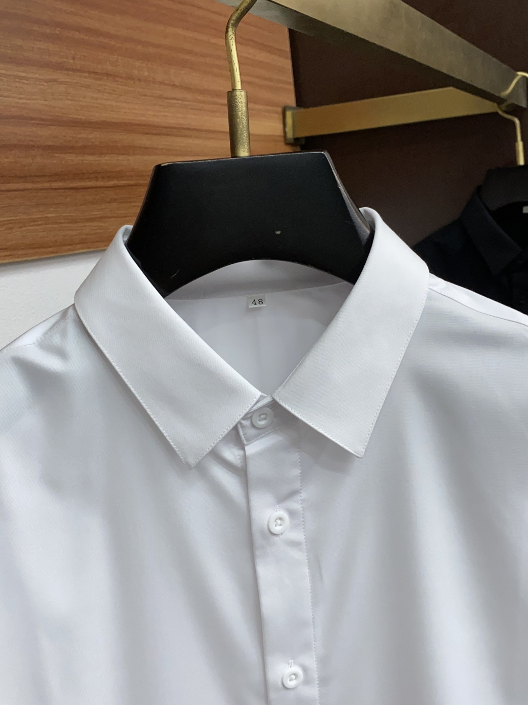  alo 2025 男士衬衫，商务休闲修身款衬衣！ 宜商务 宜休闲！限量新款，都市商务气质款！ 衬衫的版