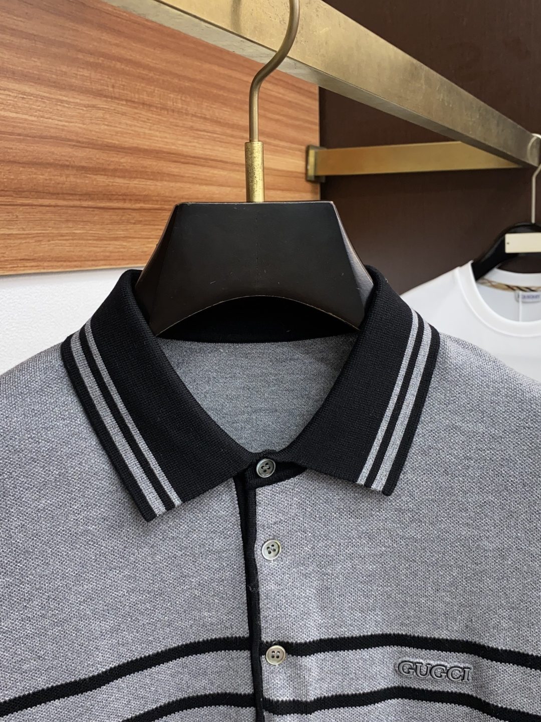  古奇 家族男士高端简约翻领加厚针织毛衣短袖 ，香港洋行渠道货，纯正血统品质，25年秋冬 新款，经典王牌