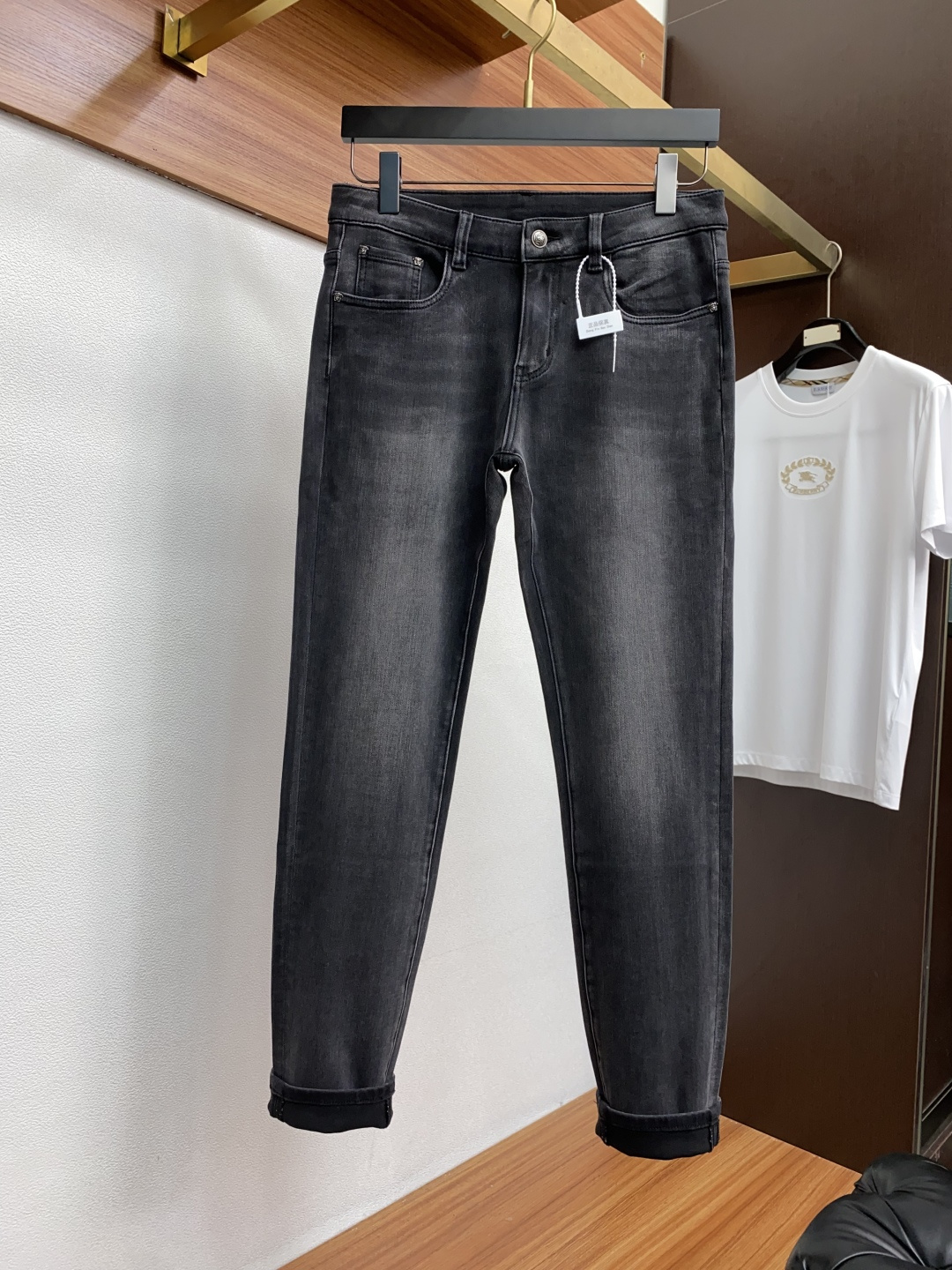  范思哲 25ss秋冬 新款 男士小直筒原单 牛仔裤 秋冬新款超柔软，弹力面料，复杂的手工艺叠加，任何一