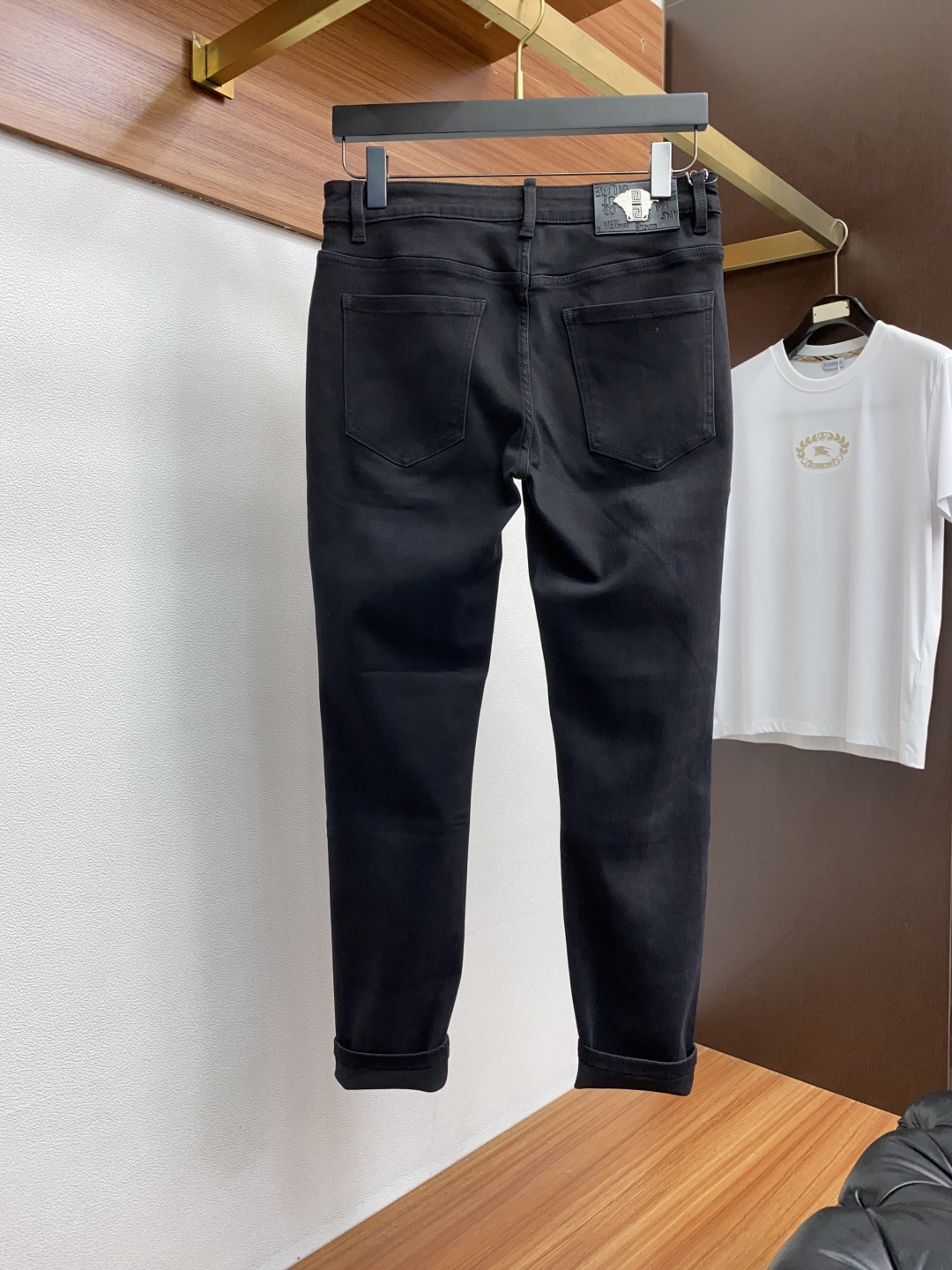  范思哲 25ss秋冬 新款 男士小直筒原单 牛仔裤 秋冬新款超柔软，弹力面料，复杂的手工艺叠加，任何一