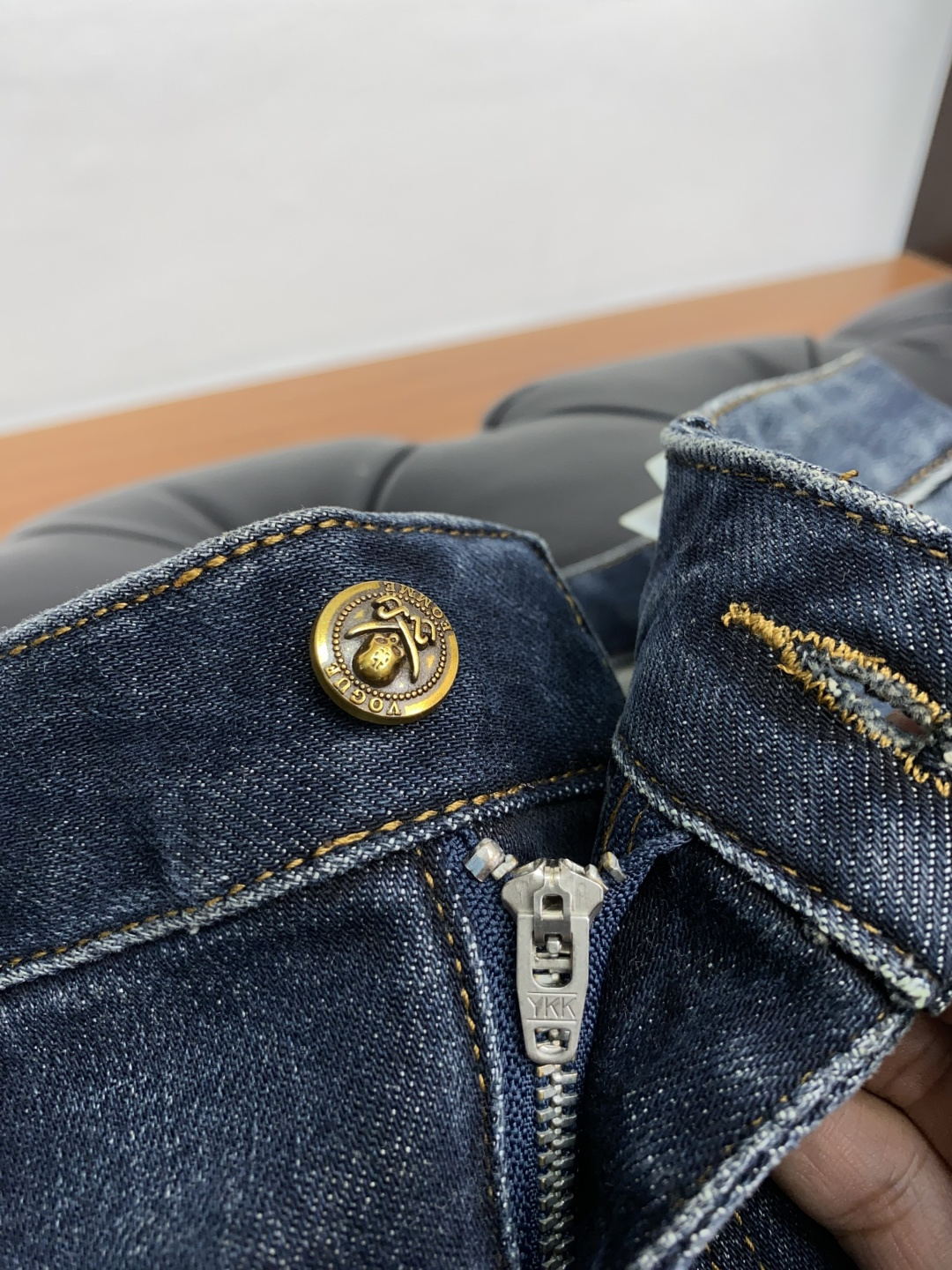  Pss秋冬 新款 男士小直筒原单 牛仔裤 秋冬新款超柔软，弹力面料，复杂的手工艺叠加，任何一个洗水环节