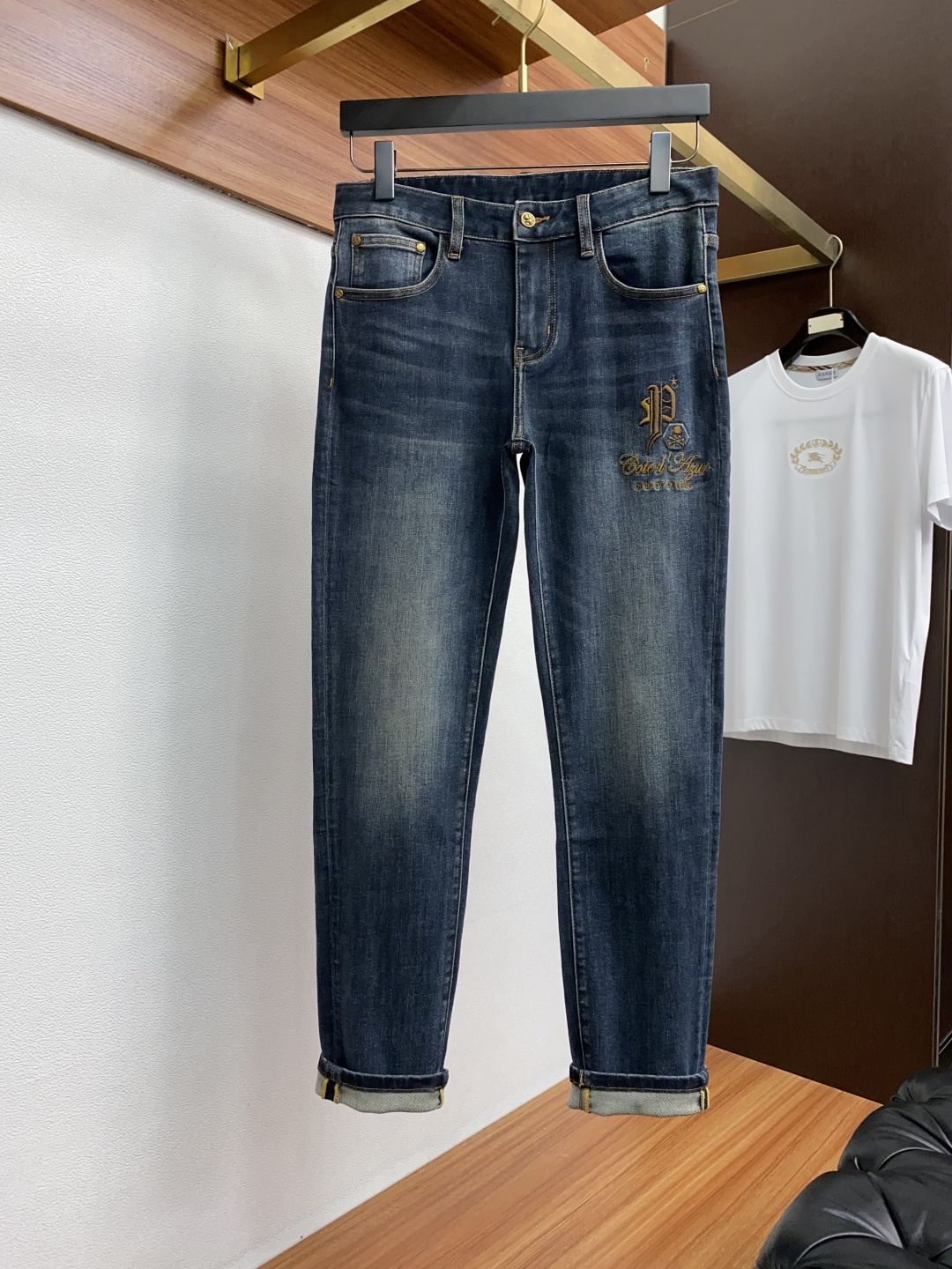  Pss秋冬 新款 男士小直筒原单 牛仔裤 秋冬新款超柔软，弹力面料，复杂的手工艺叠加，任何一个洗水环节