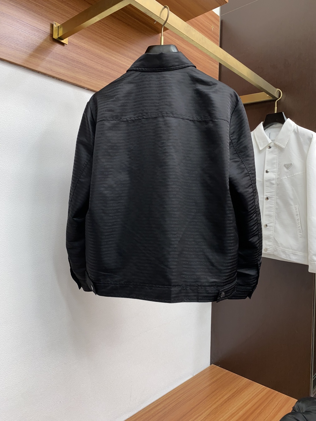 Prada Classic Jacket: Modern Design, Tech Fabric, and Urban Style 10 cmp i1755125393926 2276 0 8