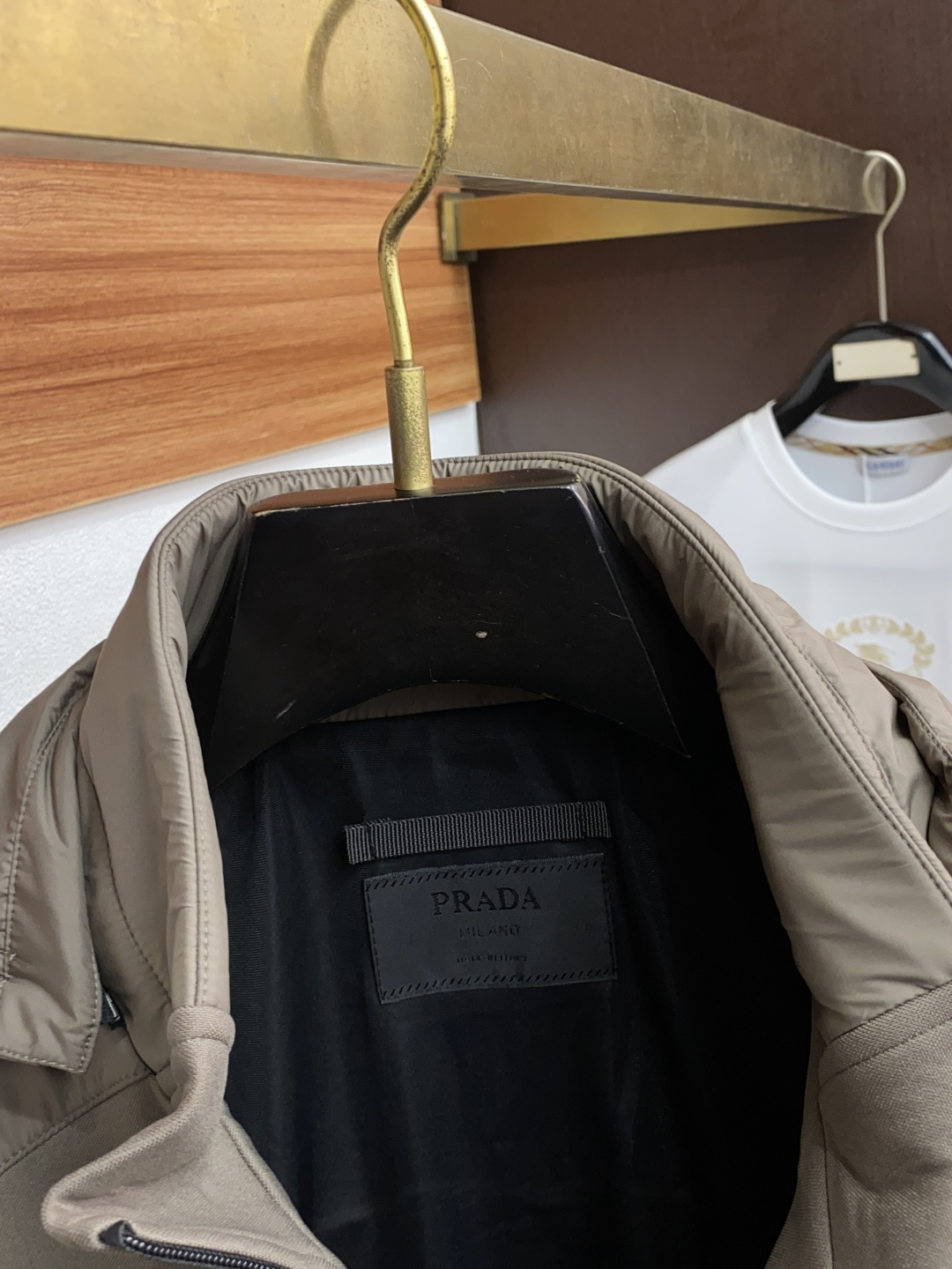 25ss最新品 经典夹克外套，设计帅气有型！百搭必备单品，时尚潮牌， 轻松营造酷帅氛围感 ，高级感满满，