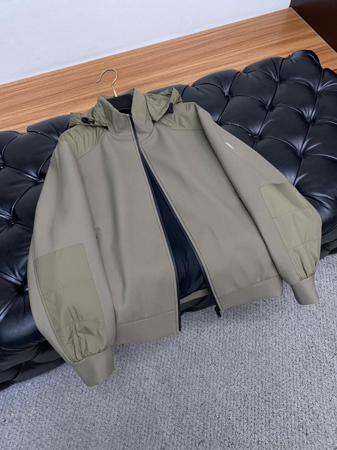 25ss最新品 经典夹克外套，设计帅气有型！百搭必备单品，时尚潮牌， 轻松营造酷帅氛围感 ，高级感满满，