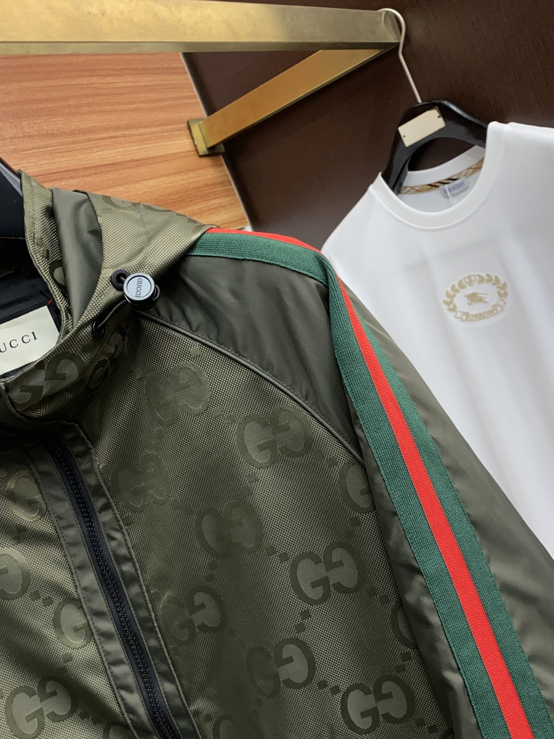  古奇 25ss最新品 经典夹克外套，设计帅气有型！百搭必备单品，时尚潮牌， 轻松营造酷帅氛围感 ，高级